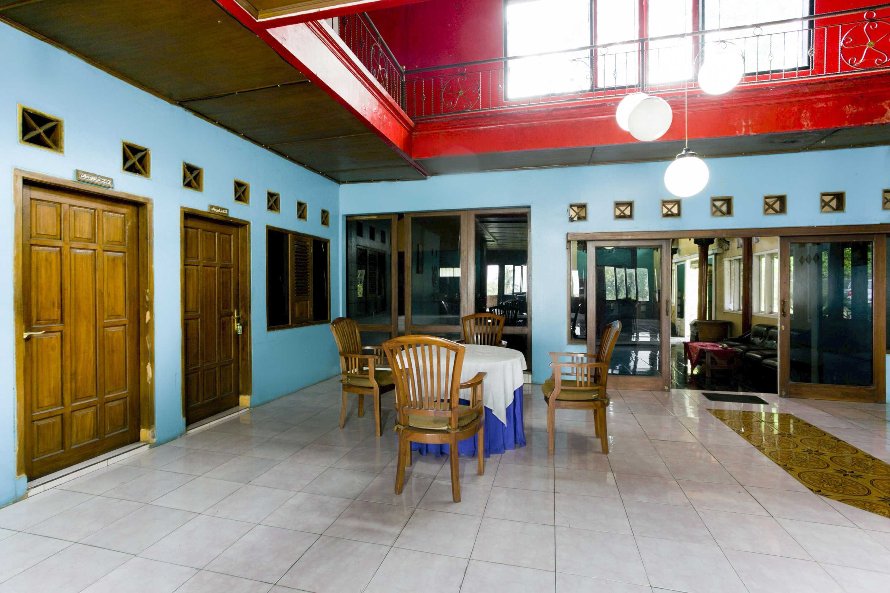 Gift card for Spot ON 2584 Hotel Karya Nunggal Asri Gift card for Spot ON 2584 Hotel Karya Nunggal Asri