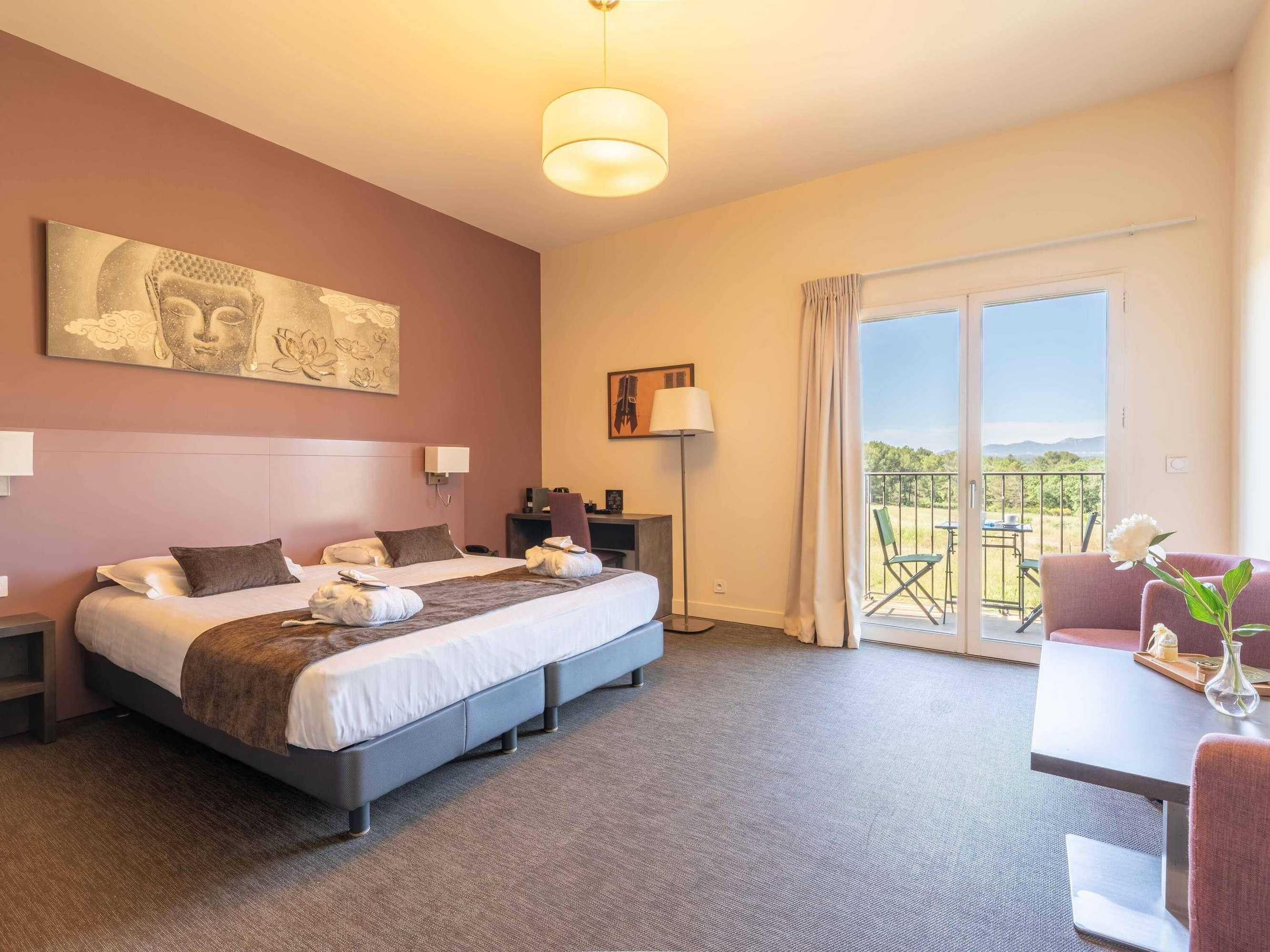 Gift card for Hotel Mercure Aix en Provence Sainte Victoire Gift card for Hotel Mercure Aix en Provence Sainte Victoire