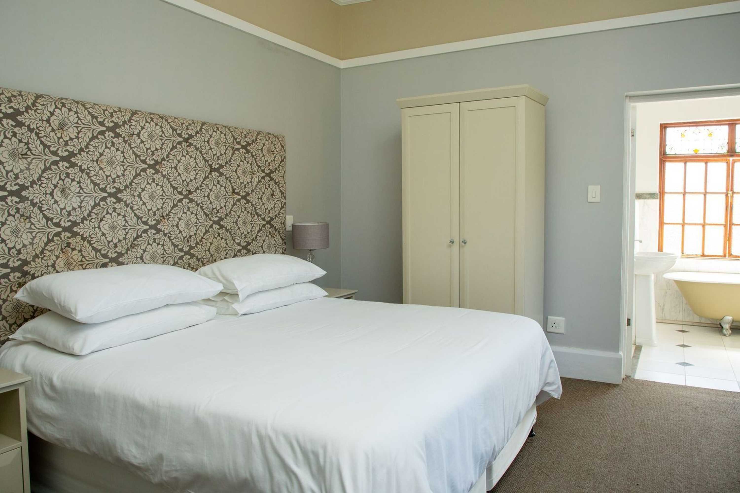 Gift card for The Saint James on Venice Luxury Guest House Gift card for The Saint James on Venice Luxury Guest House