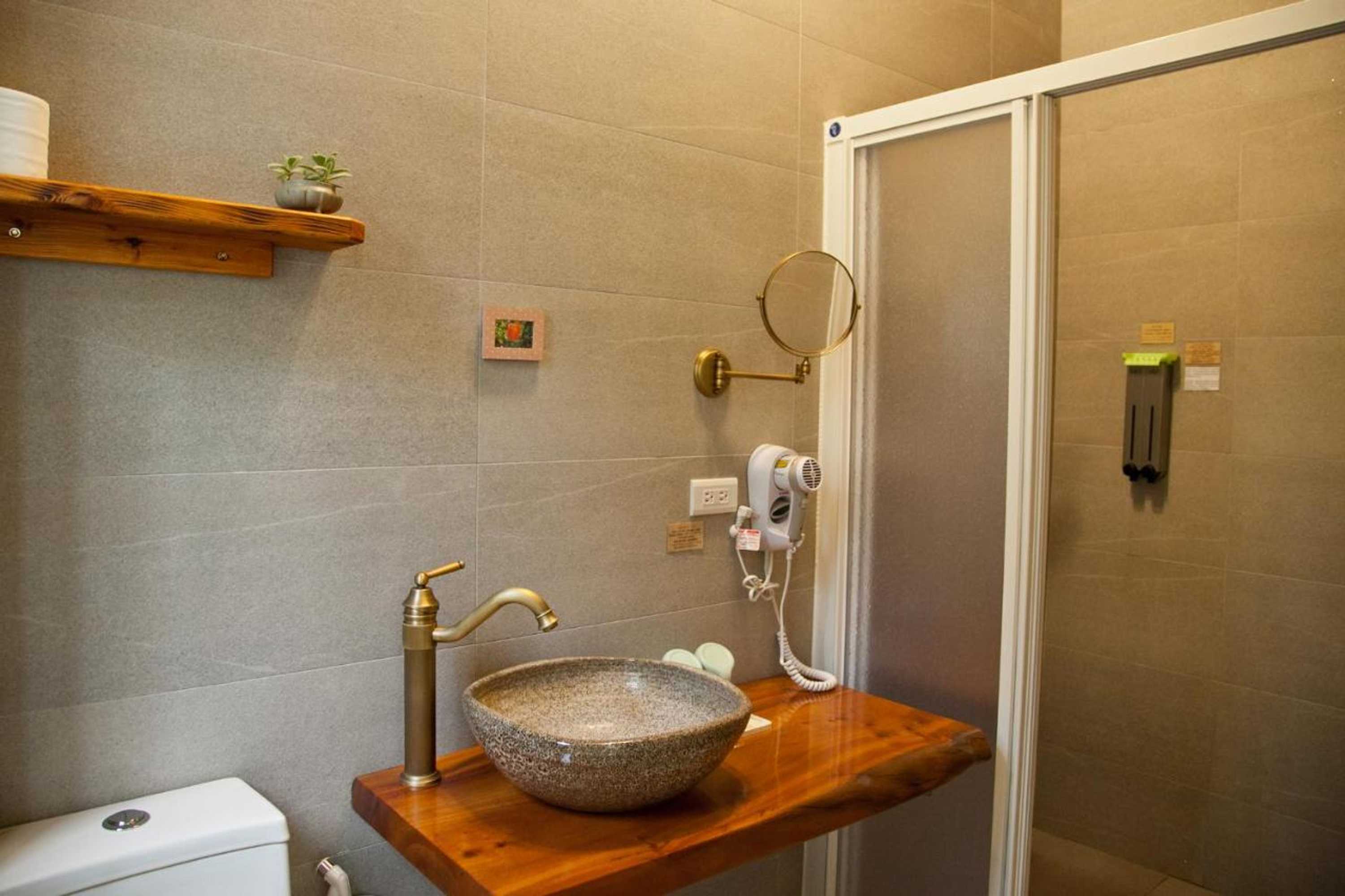 Gift card for Hoka in Sanyi