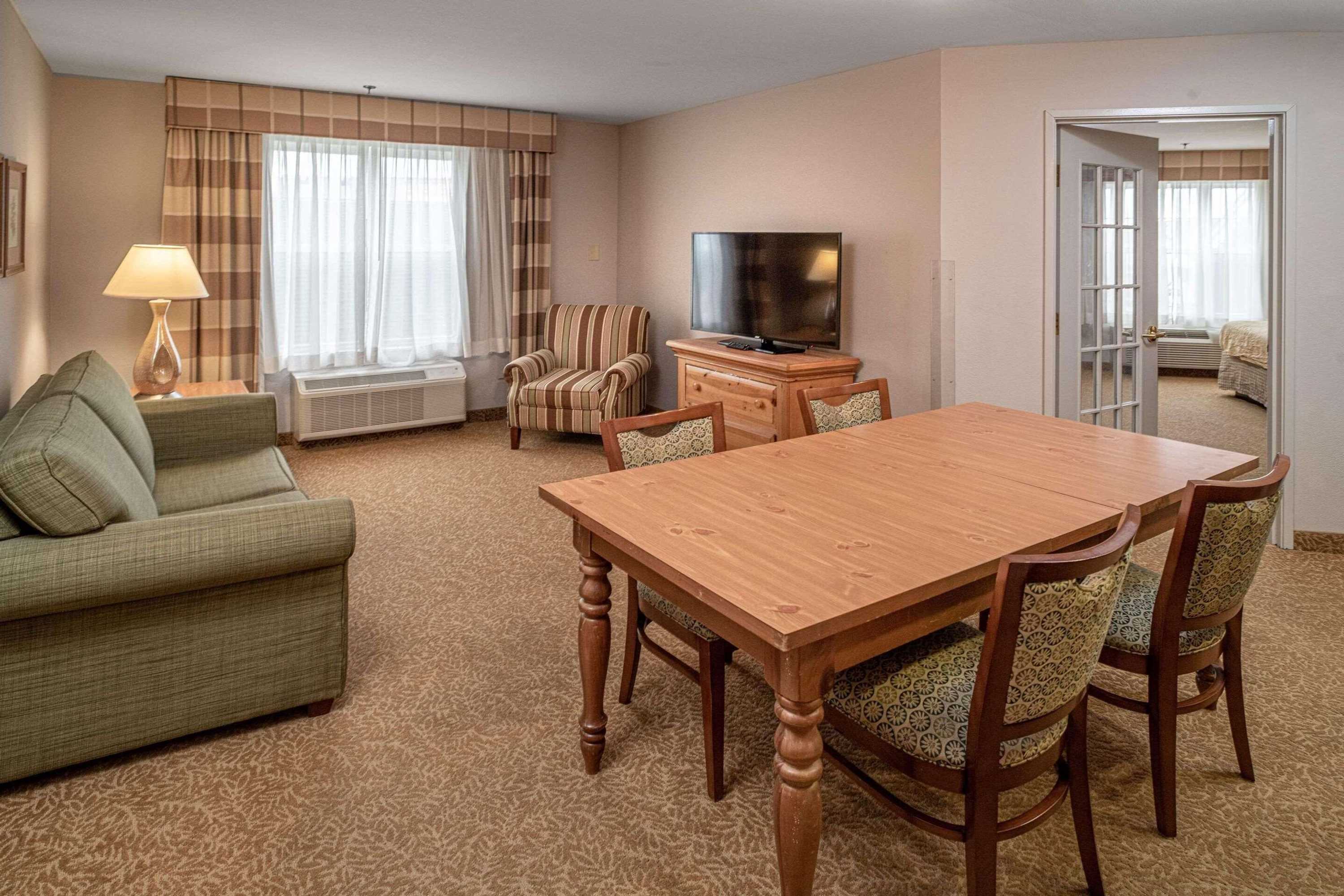 Gift card for Country Inn & Suites by Radisson, Beckley, WV Gift card for Country Inn & Suites by Radisson, Beckley, WV