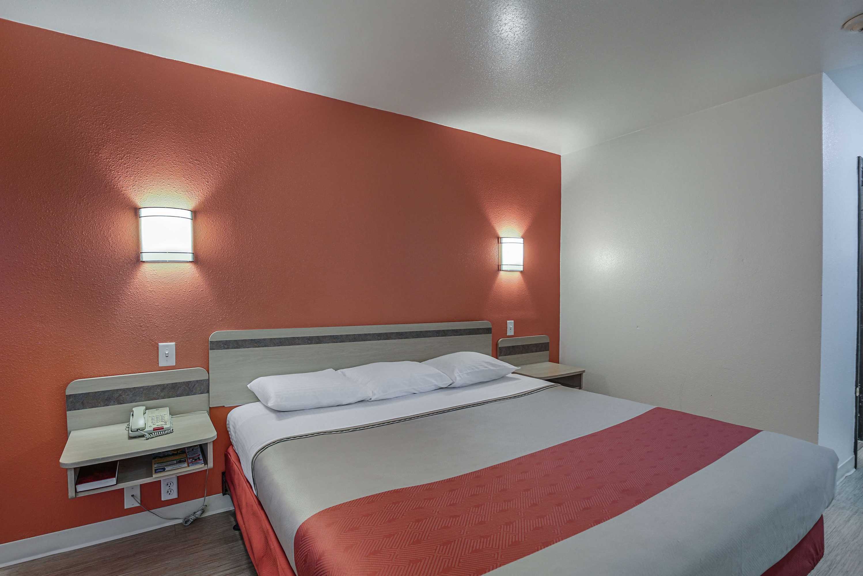 Gift card for Motel 6 Pasadena, TX Gift card for Motel 6 Pasadena, TX
