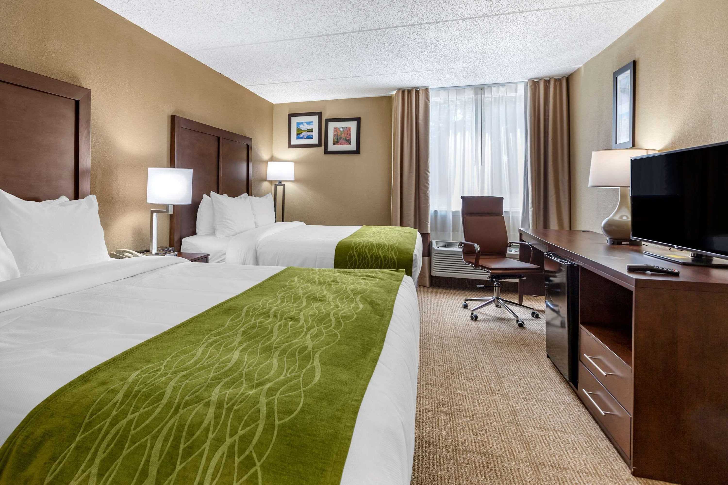 Gift card for Comfort Inn Edison - New Brunswick Gift card for Comfort Inn Edison - New Brunswick