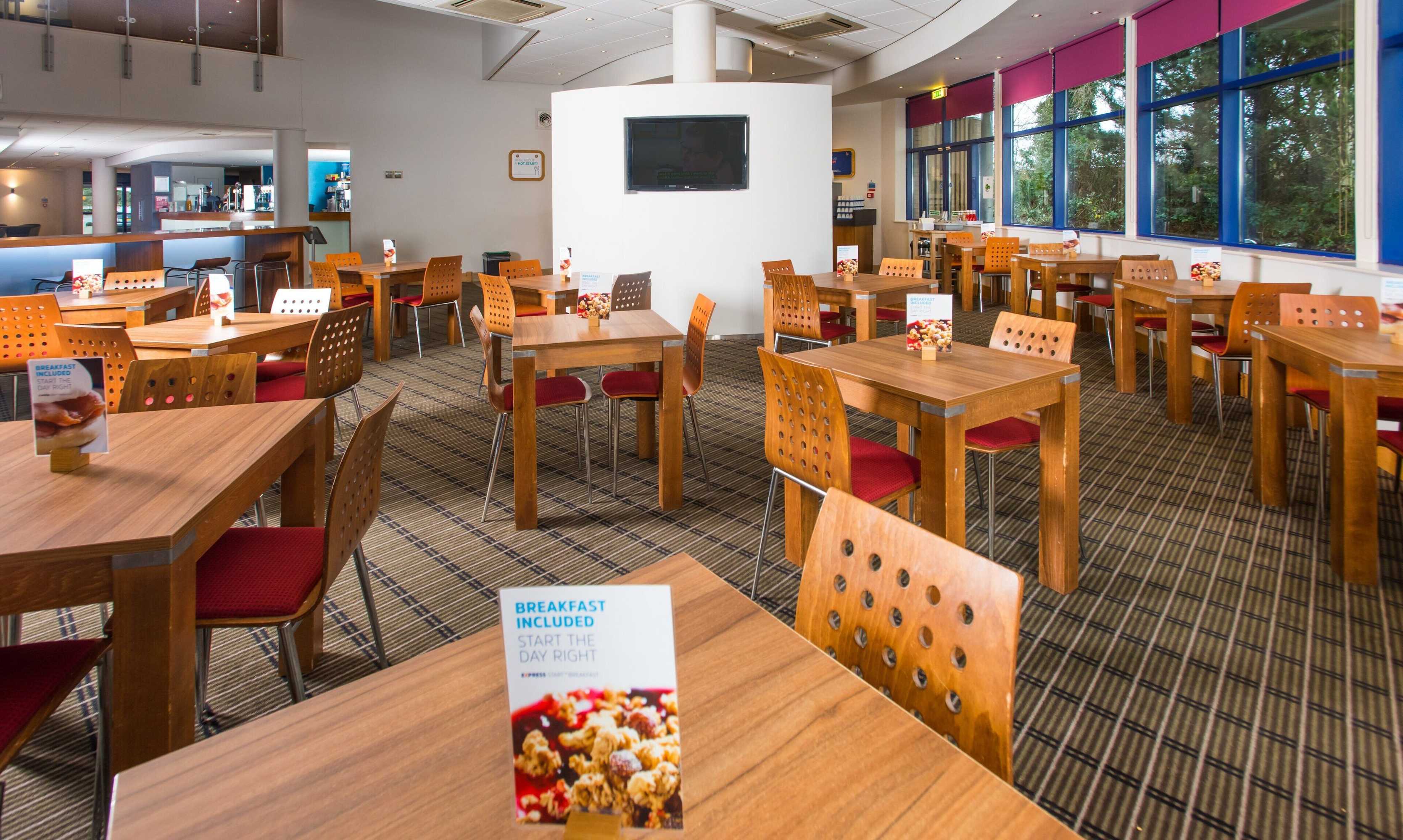 Gift card for Holiday Inn Express Newport by Ihg Gift card for Holiday Inn Express Newport by Ihg