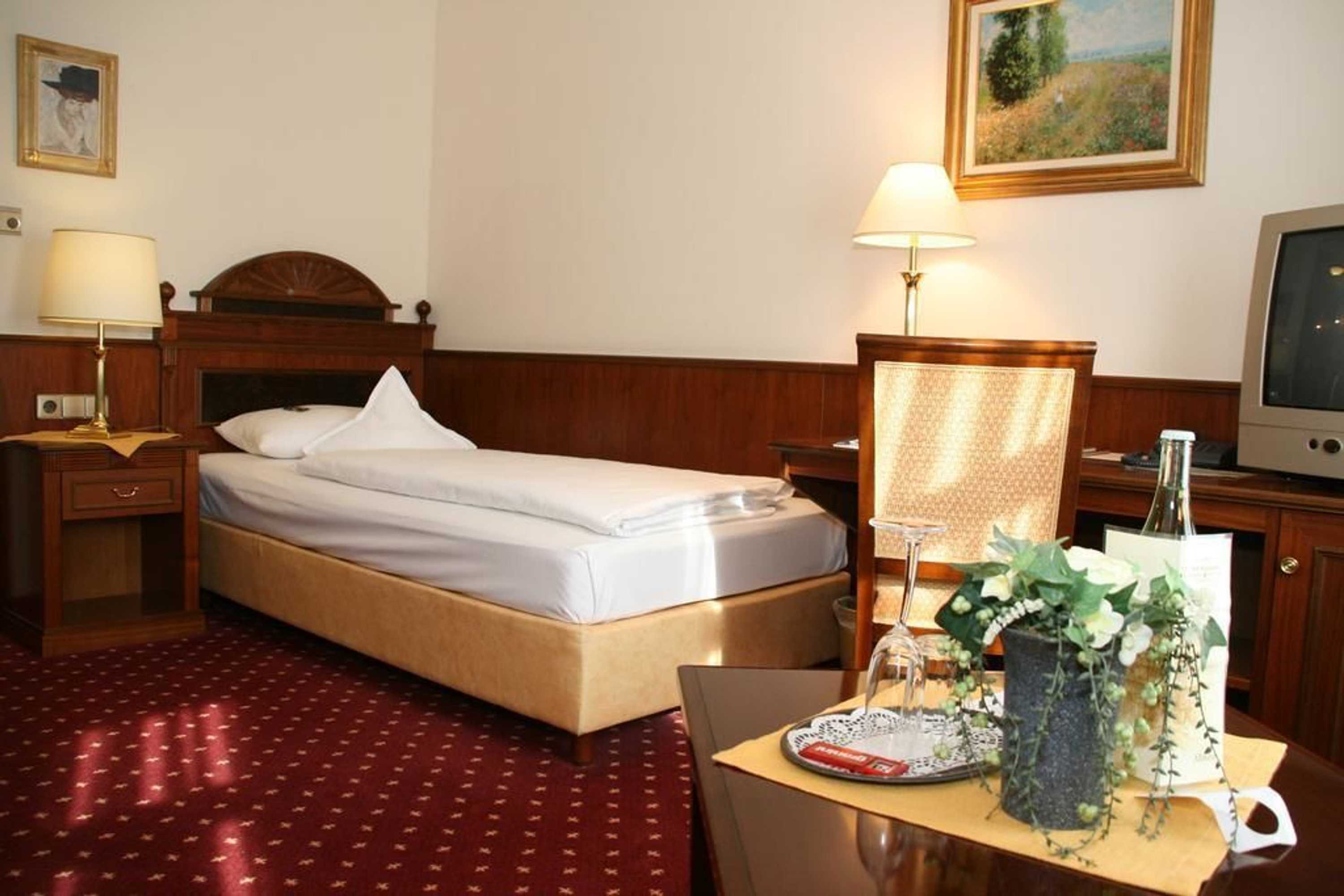 Gift card for Landhotel Zum Hessenpark Gift card for Landhotel Zum Hessenpark