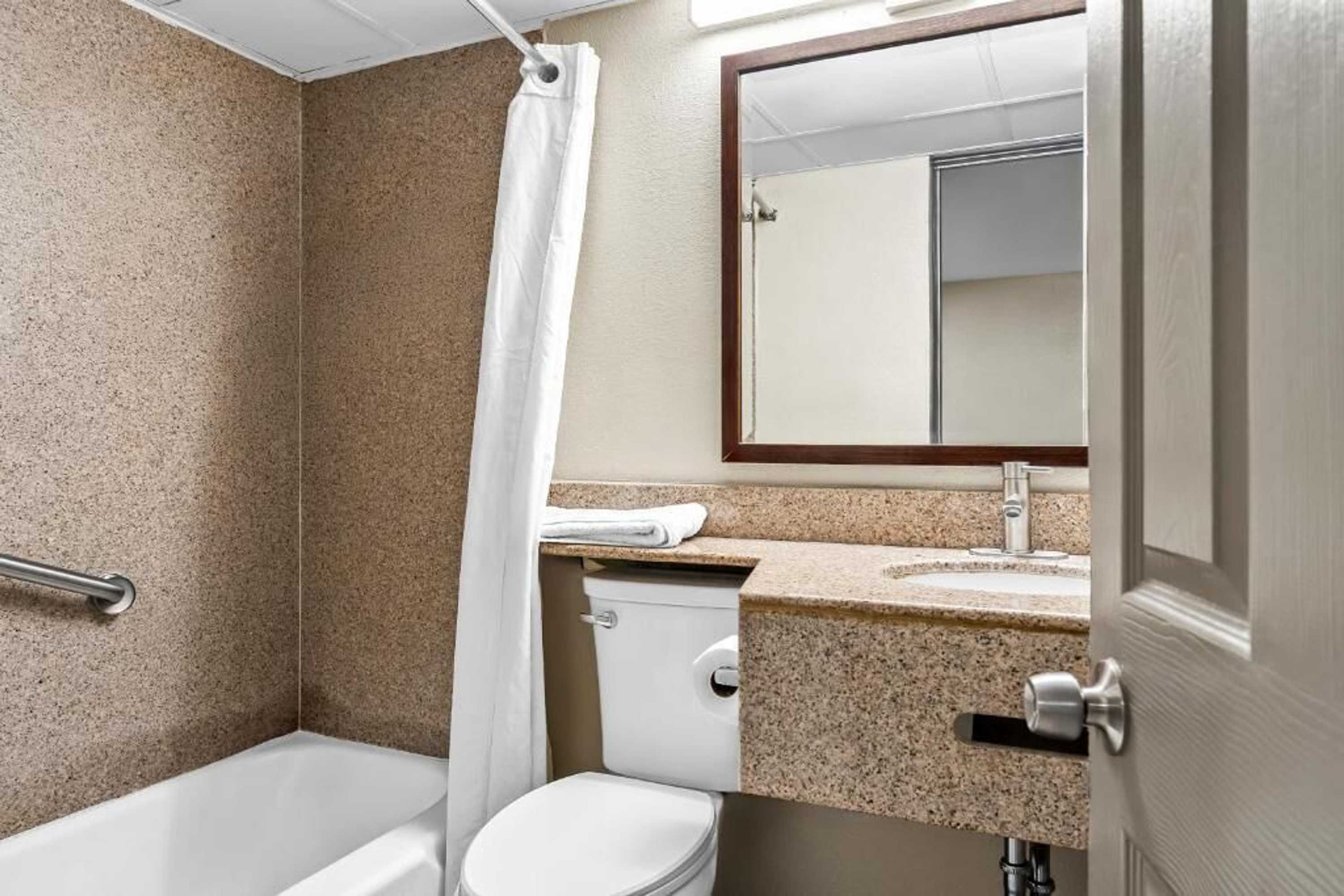 Gift card for Red Carpet Inn & Suites