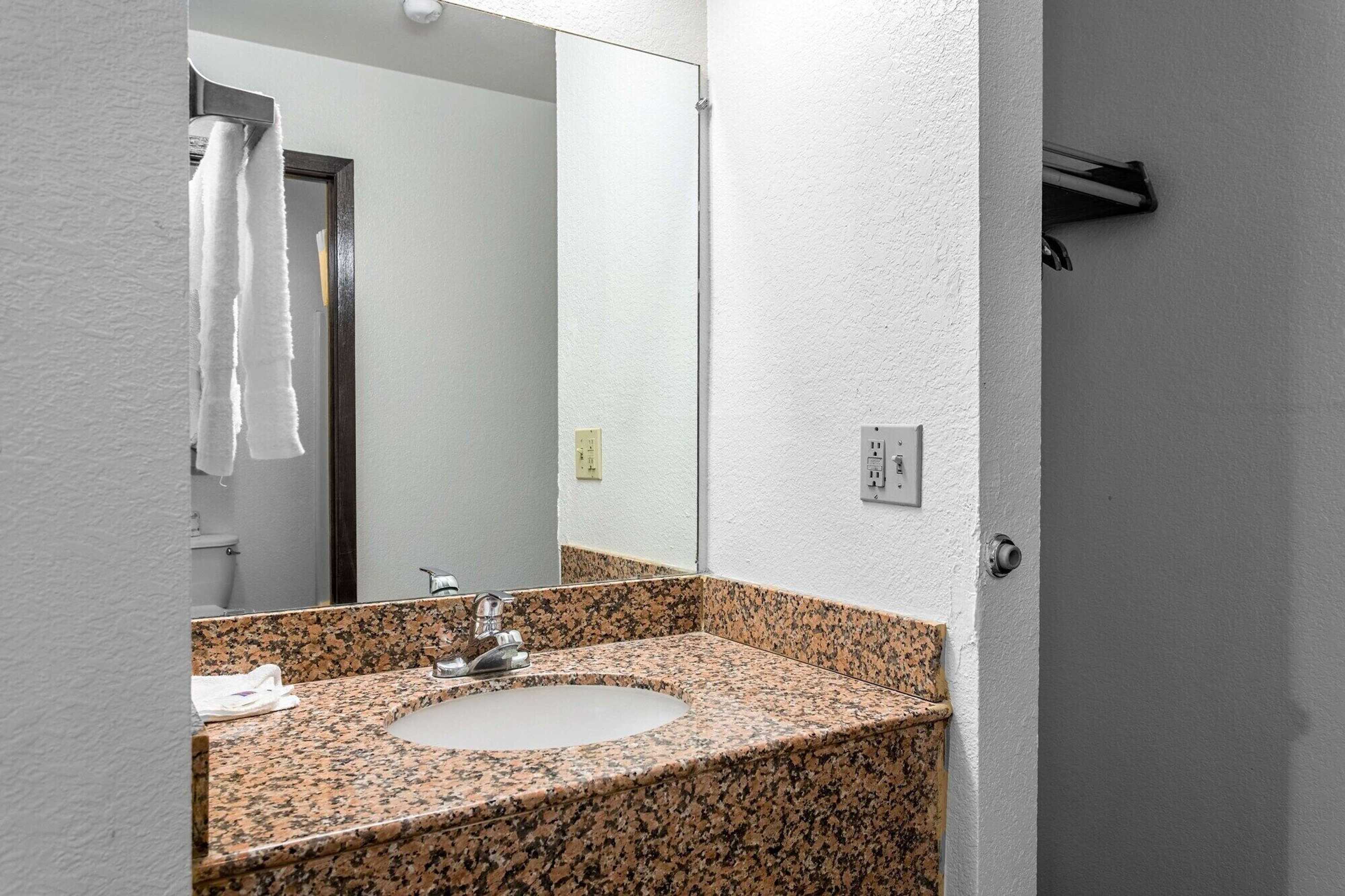 Gift card for Motel 6 Moriarty, NM