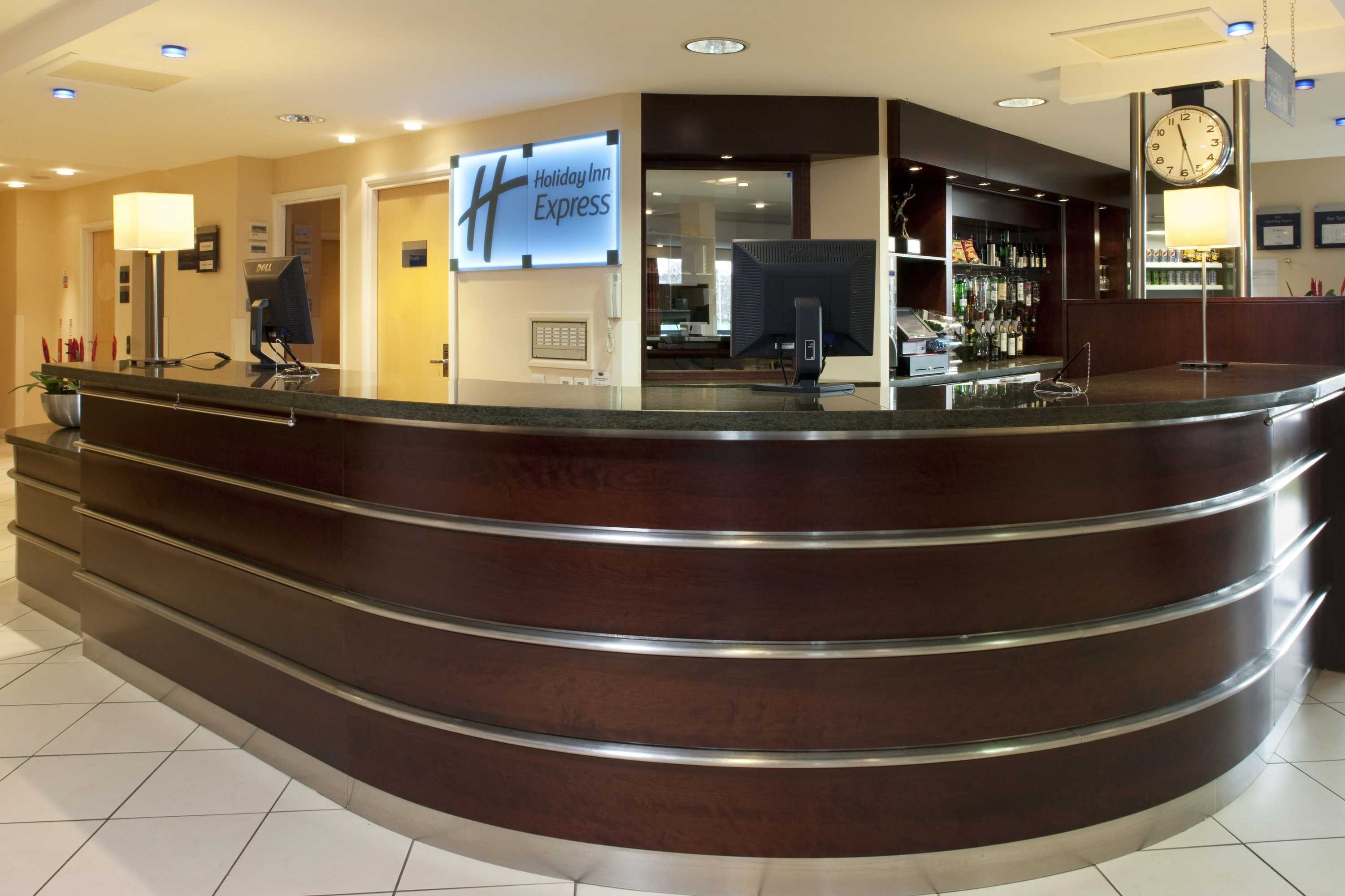 Gift card for Holiday Inn Express Dunfermline by Ihg Gift card for Holiday Inn Express Dunfermline by Ihg