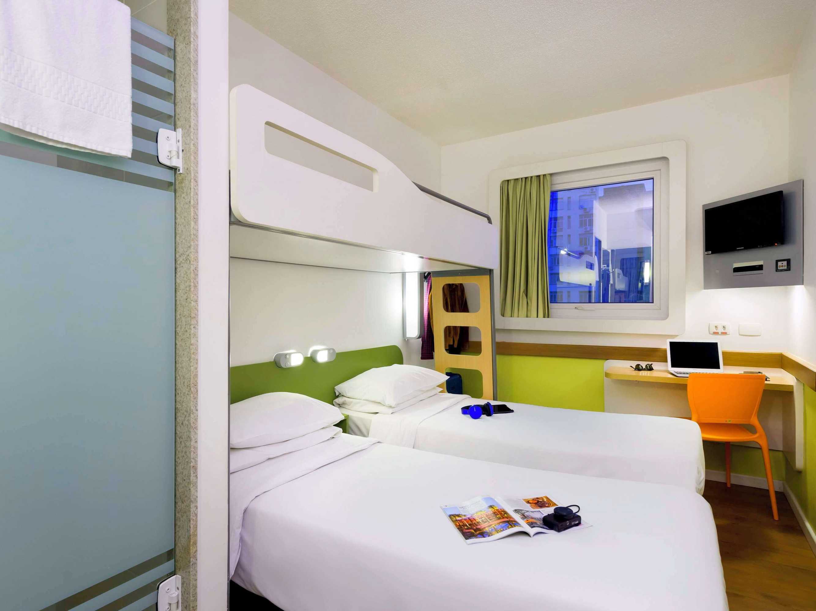 Gift card for Ibis Budget Porto Alegre - Supereconômico Gift card for Ibis Budget Porto Alegre - Supereconômico