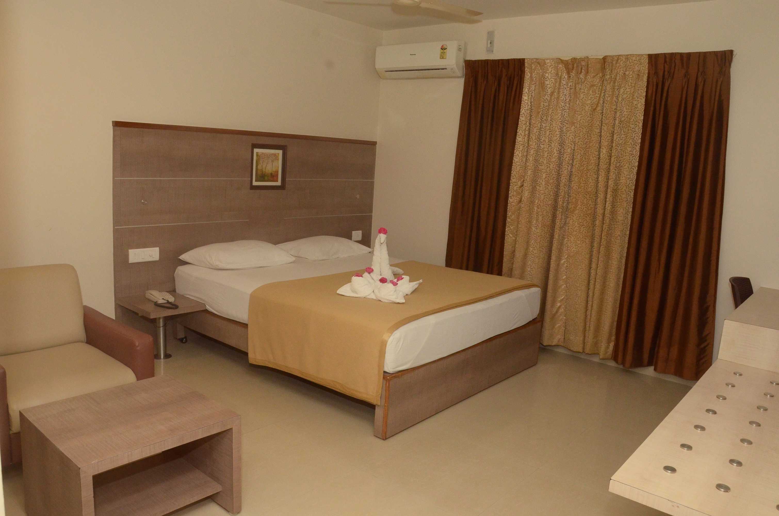 Gift card for Hotel Kanakabhishegam Gift card for Hotel Kanakabhishegam