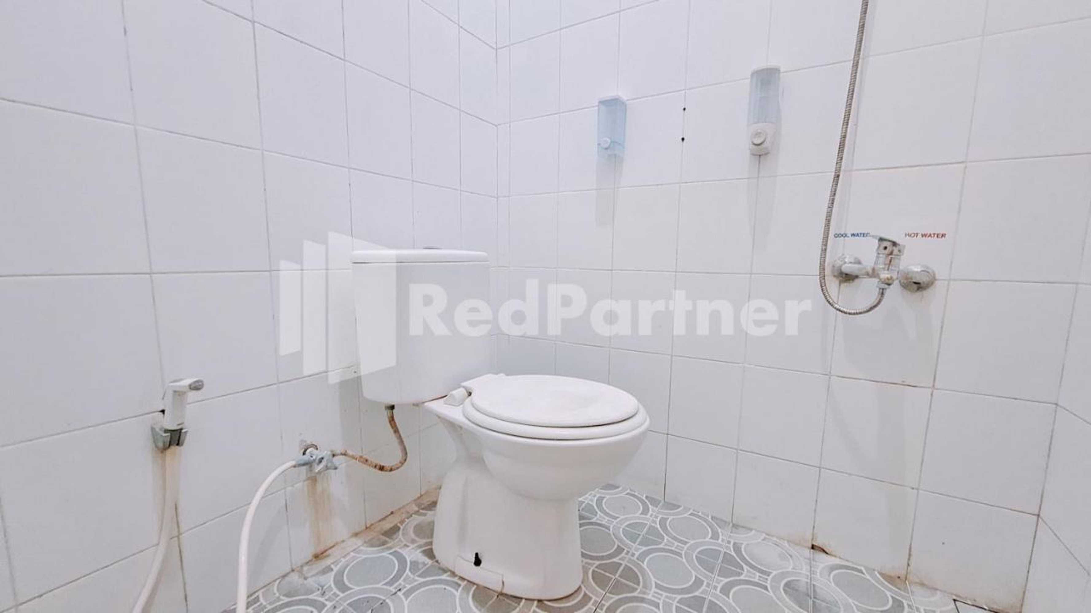 Gift card for Calida Hotel Mitra Reddoorz Near Alun Alun Wonosari