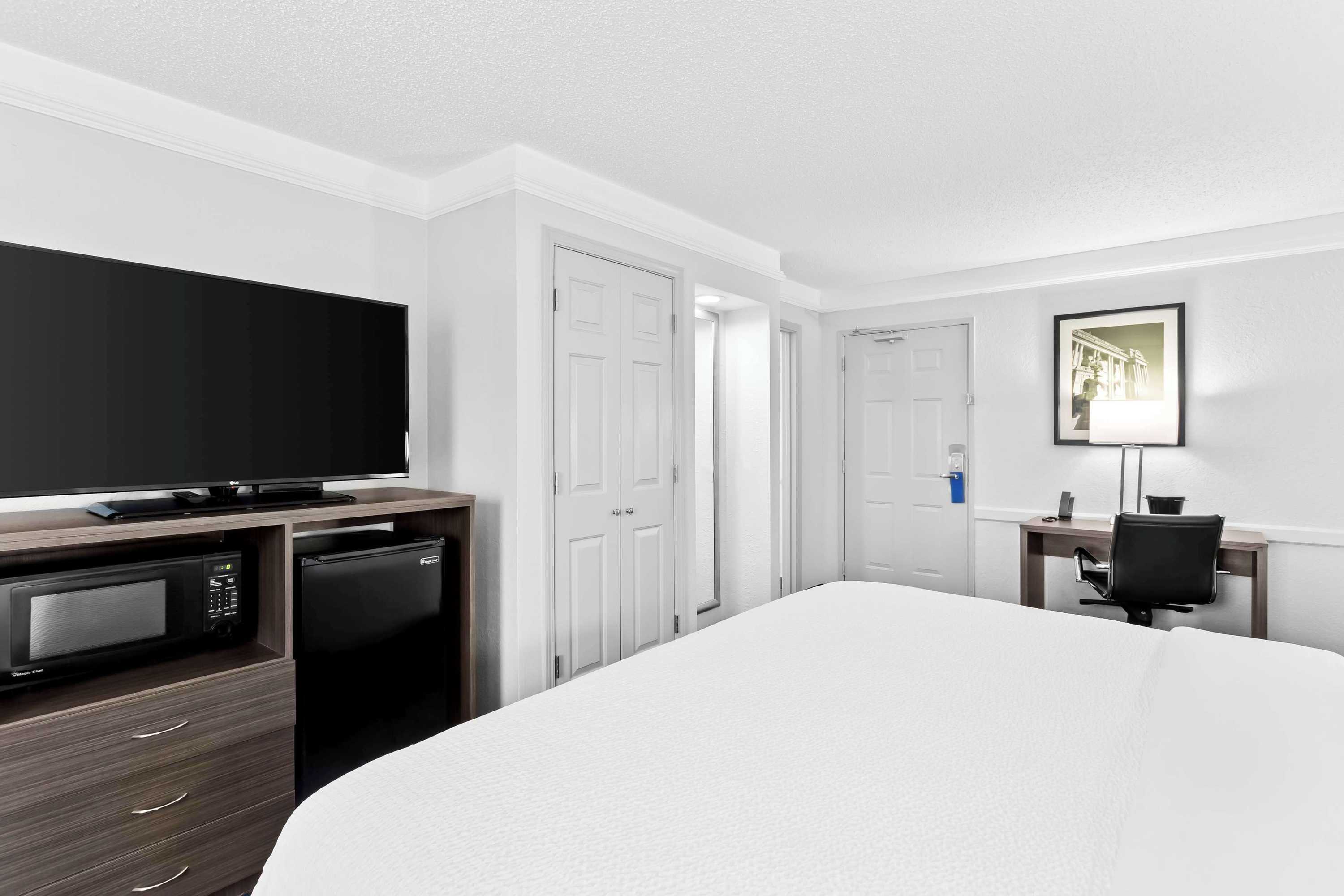 Gift card for Best Western Schaumburg – O’hare NW Gift card for Best Western Schaumburg – O’hare NW