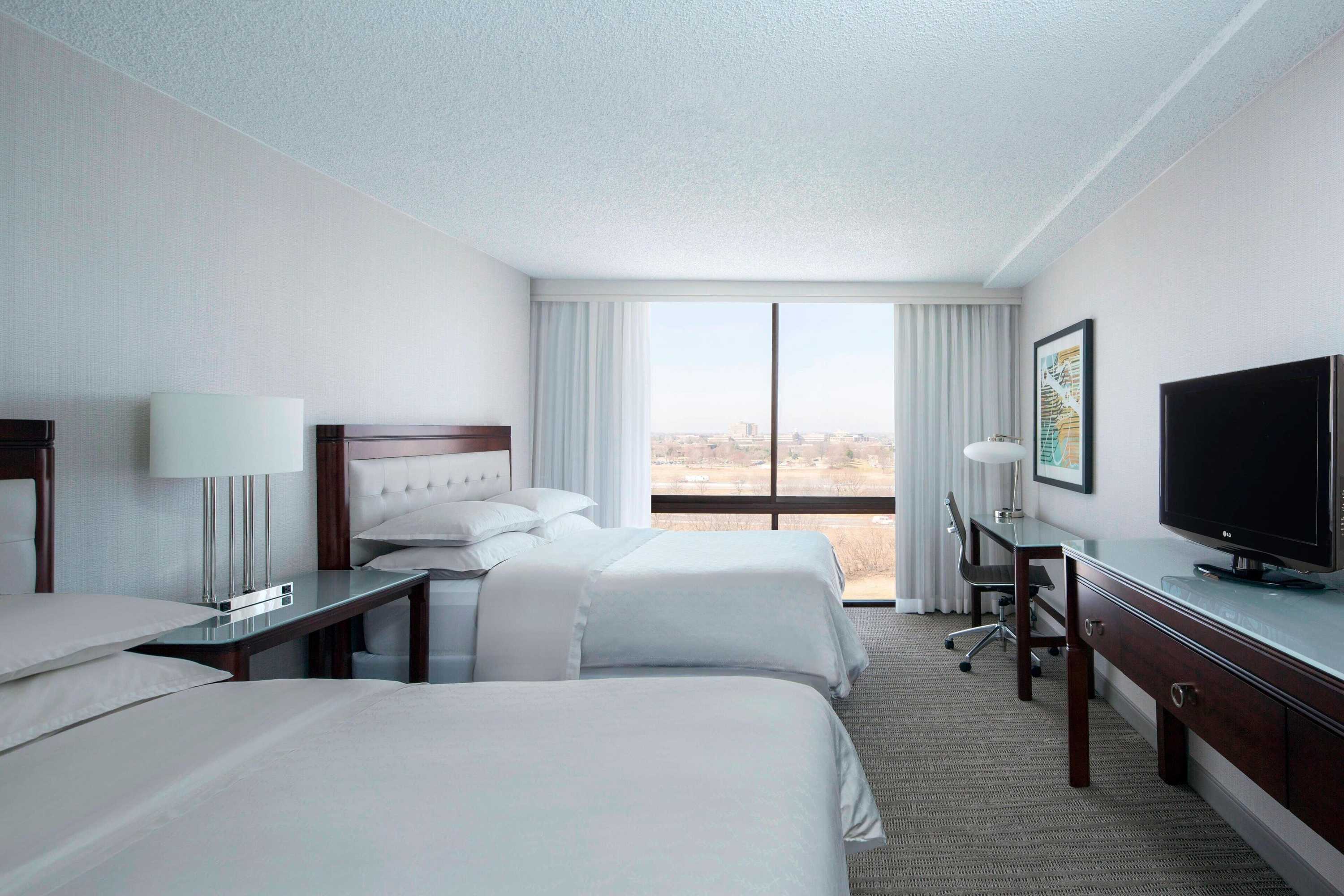 Gift card for Sheraton West Des Moines Hotel Gift card for Sheraton West Des Moines Hotel