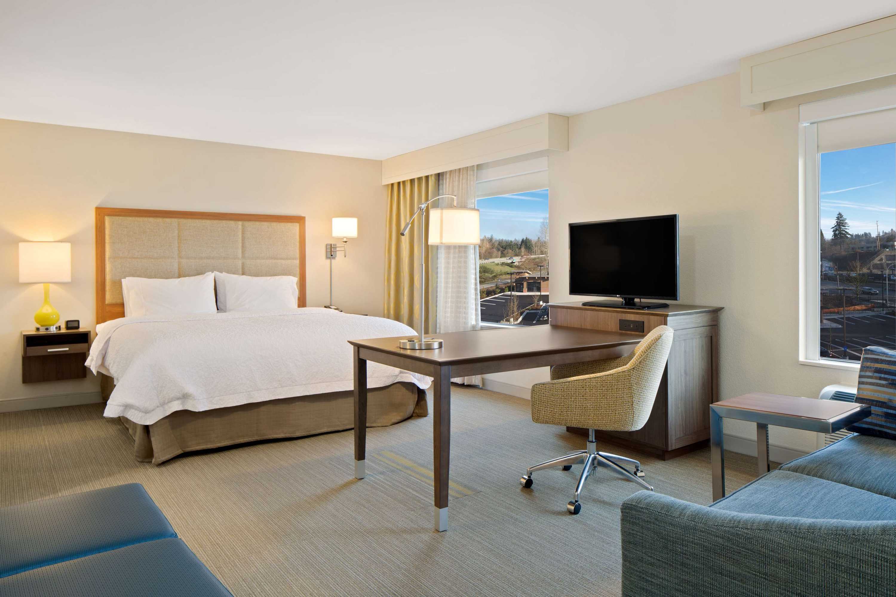 Gift card for Hampton Inn & Suites-Seattle Woodinville WA Gift card for Hampton Inn & Suites-Seattle Woodinville WA