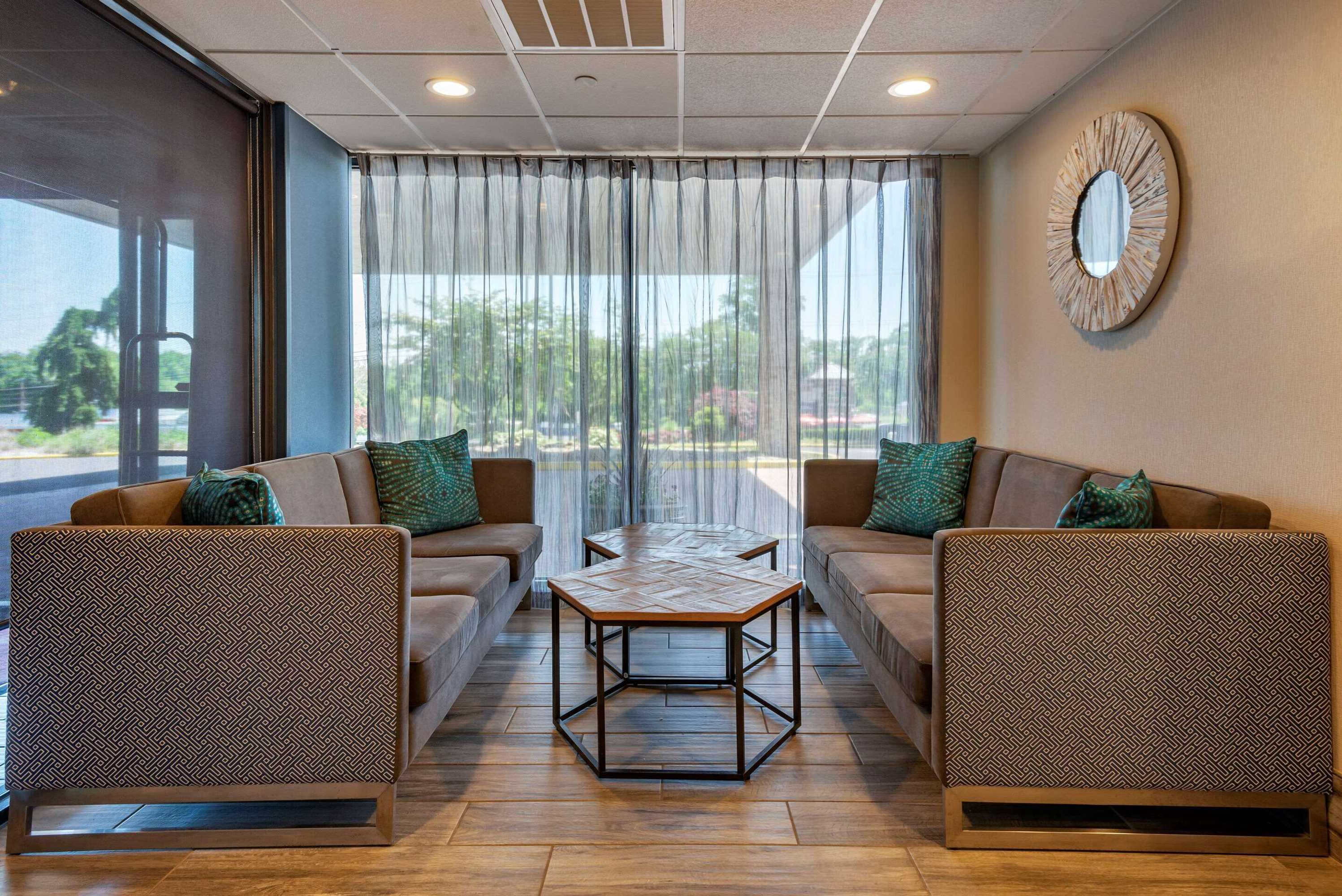 Gift card for Comfort Inn Horsham - Philadelphia Gift card for Comfort Inn Horsham - Philadelphia