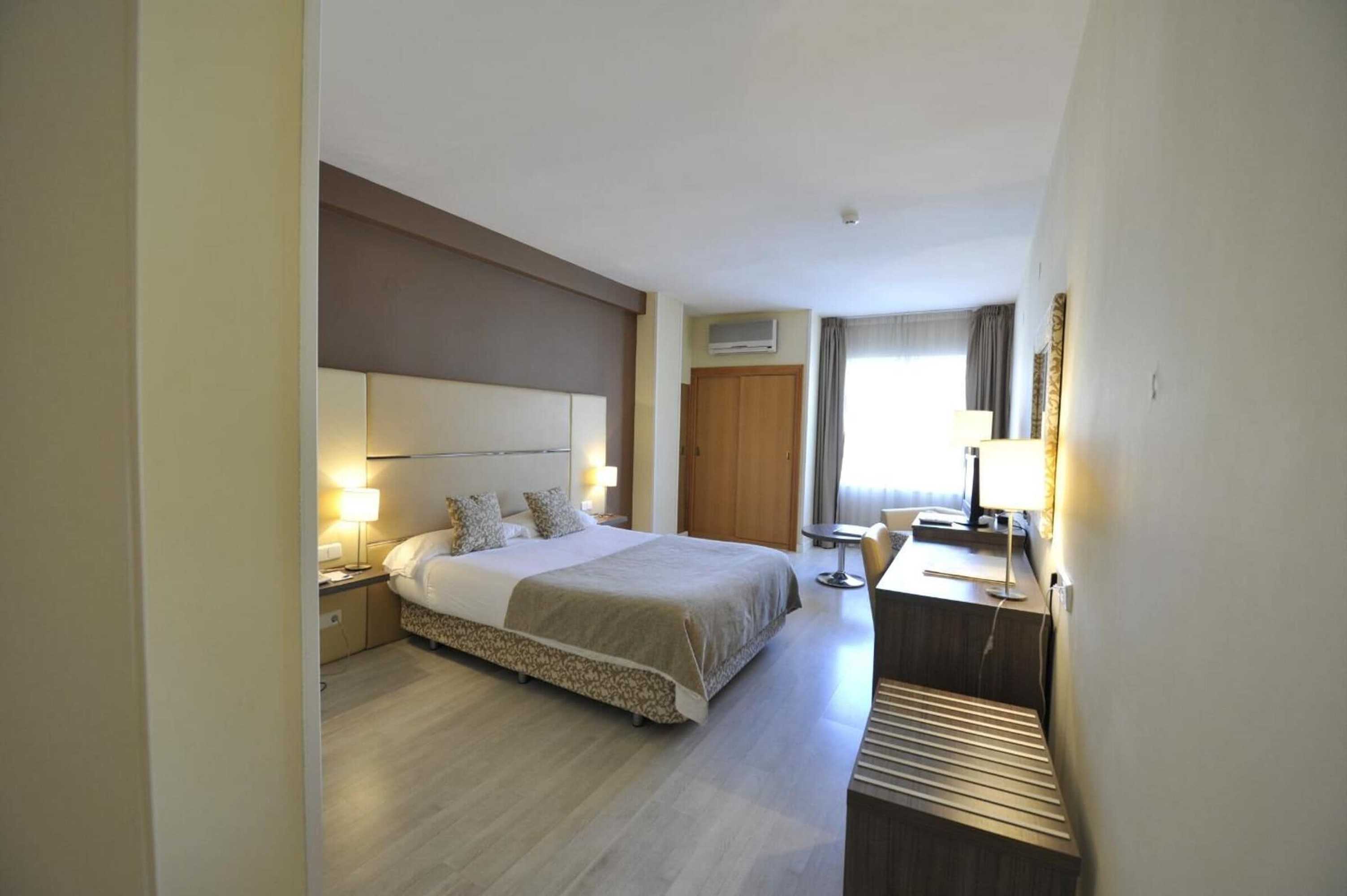 Gift card for Hotel Puerta de Segovia Gift card for Hotel Puerta de Segovia