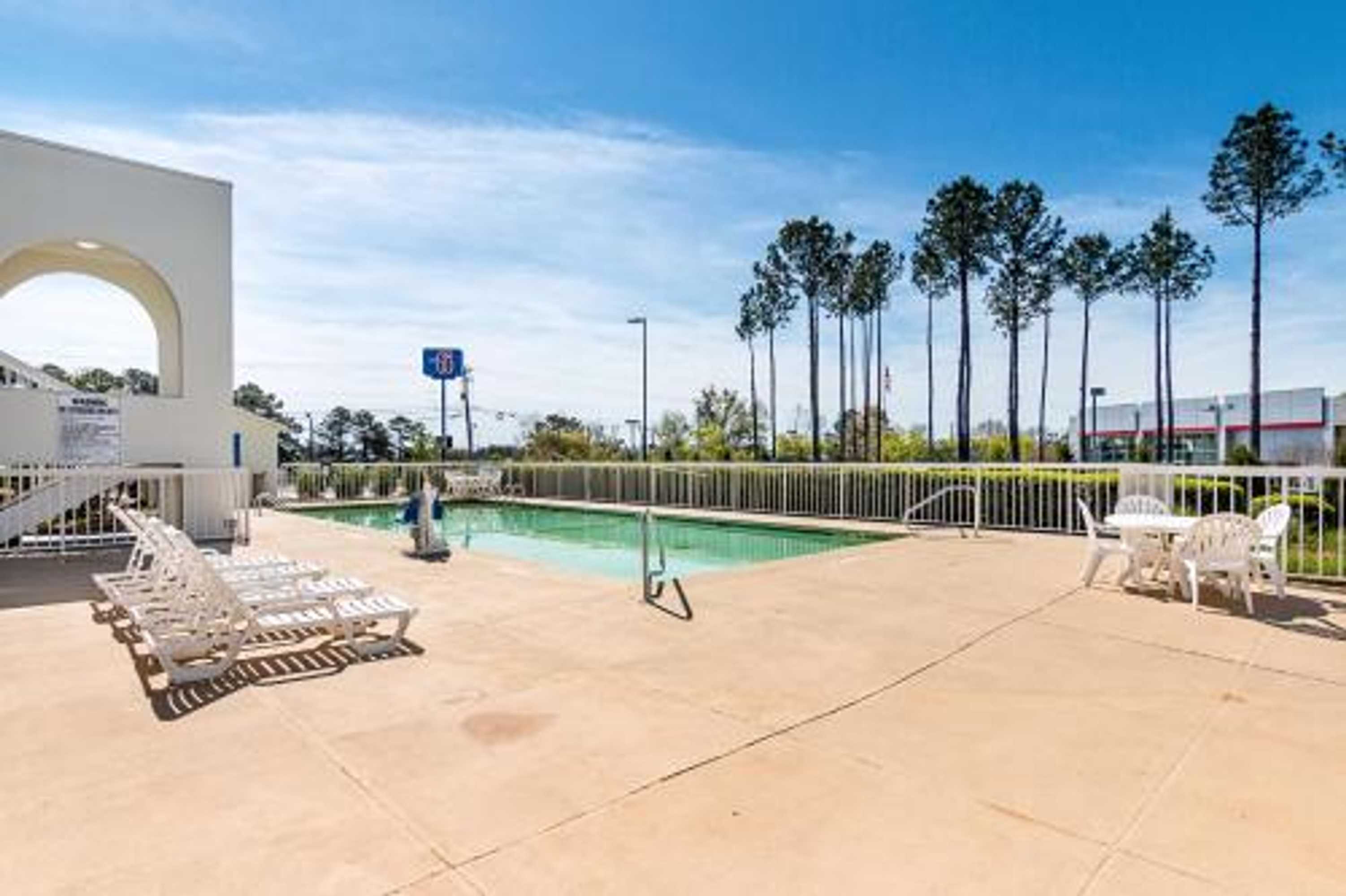 Gift card for Motel 6 Newnan, GA Gift card for Motel 6 Newnan, GA