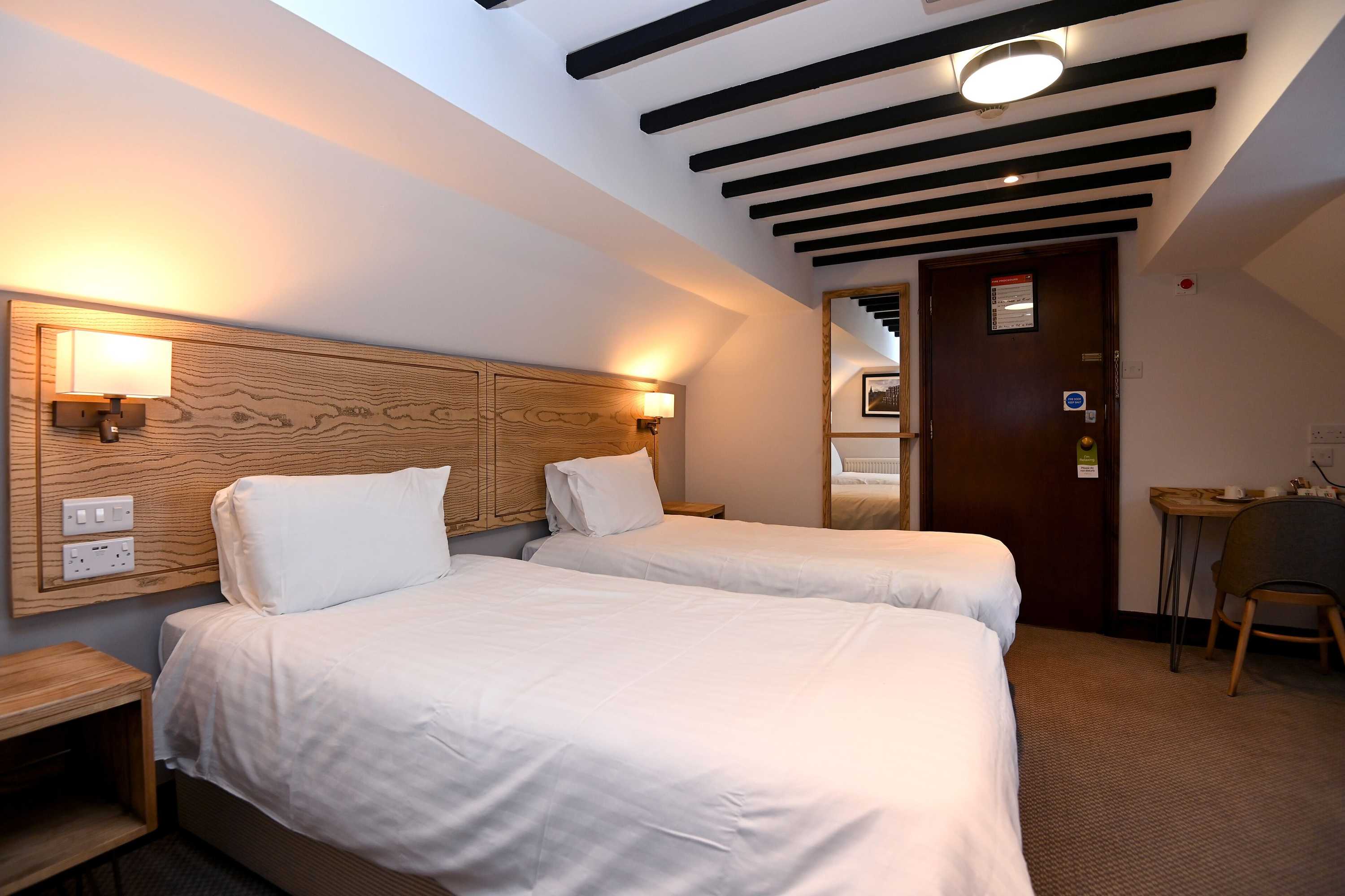 Gift card for Swan, Thatcham by Marston’s Inns Gift card for Swan, Thatcham by Marston’s Inns