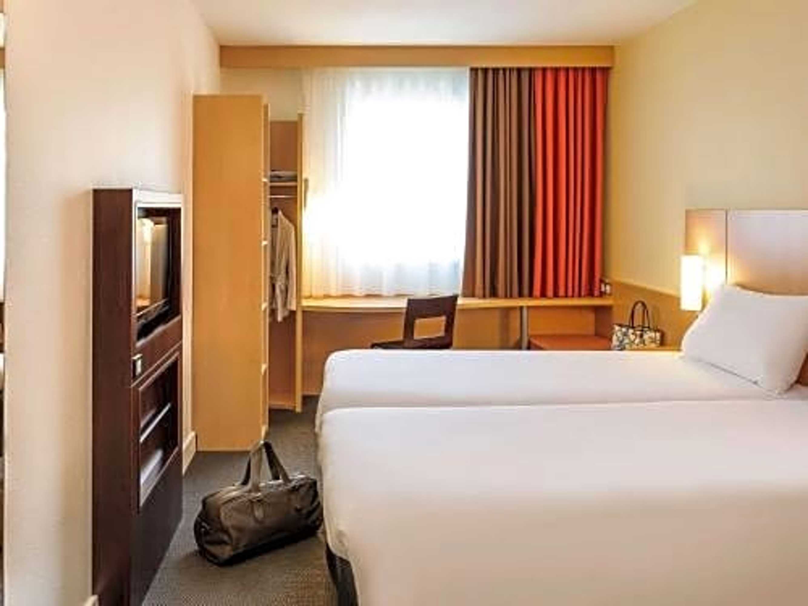 Gift card for Ibis Lugano Paradiso Gift card for Ibis Lugano Paradiso