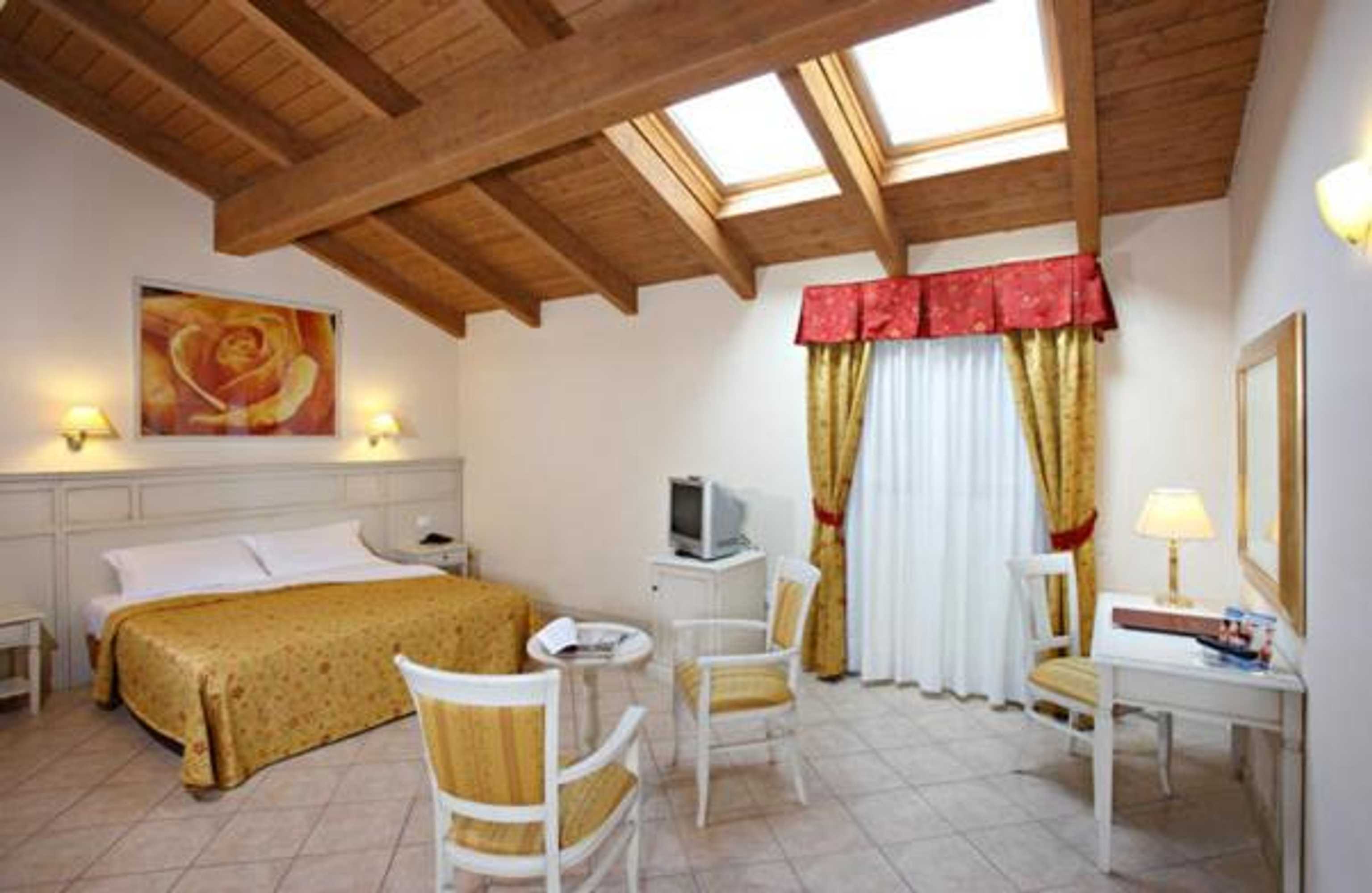 Gift card for Hotel Gabarda Gift card for Hotel Gabarda