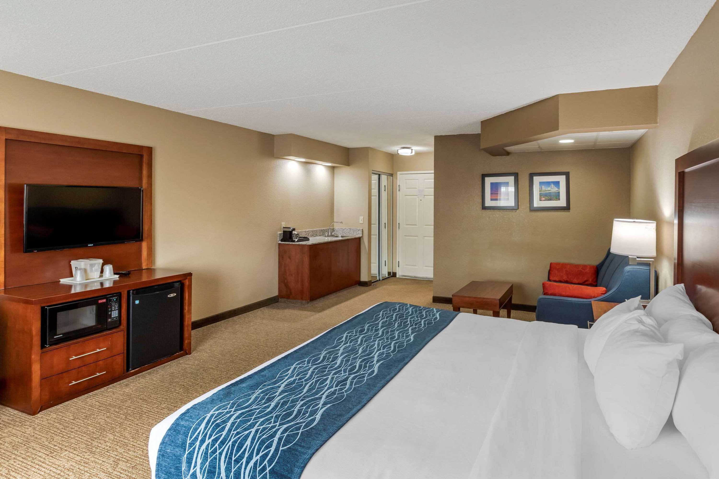Gift card for Comfort Inn & Suites Jackson - West Bend