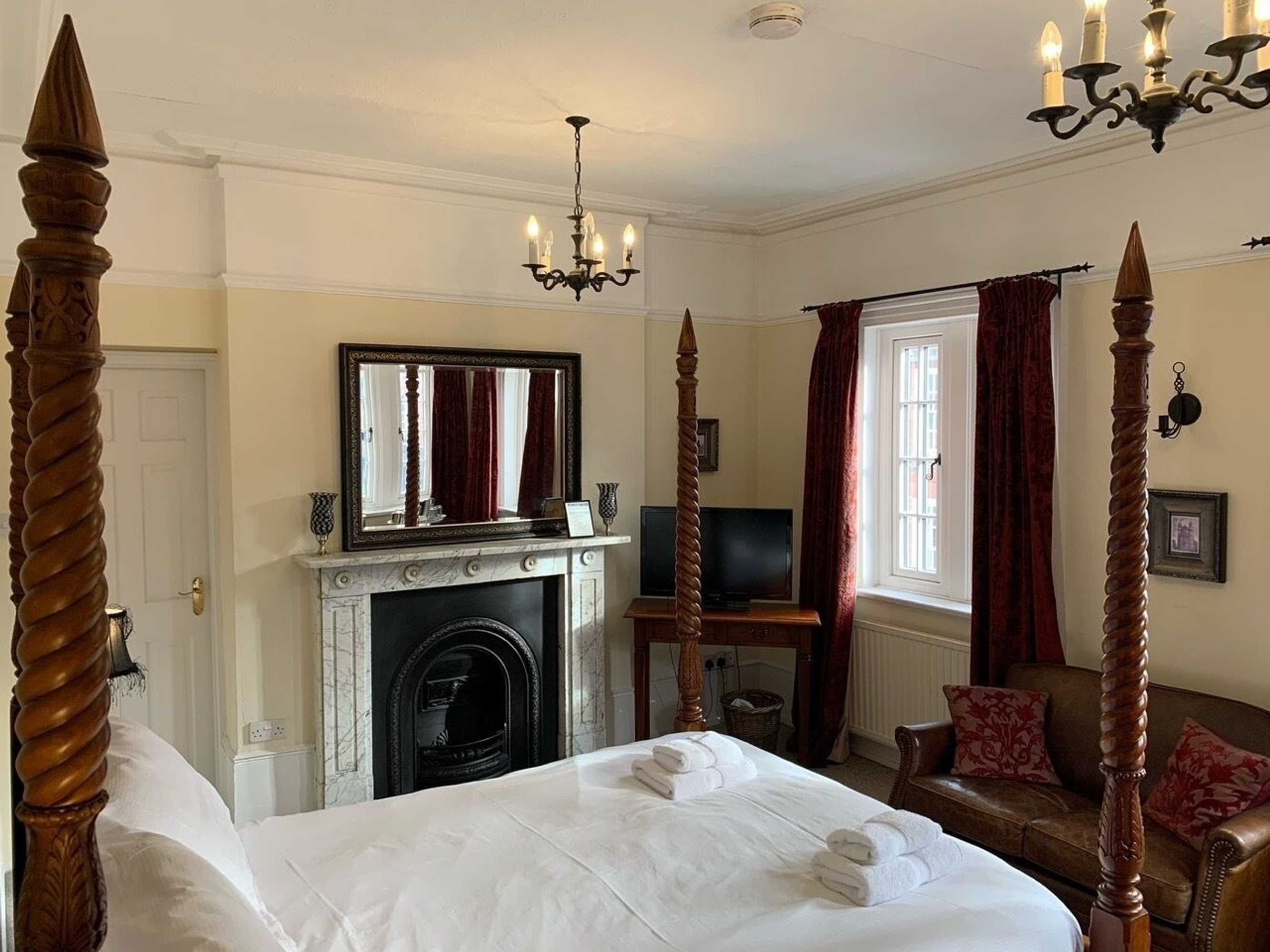 Gift card for Gothic House