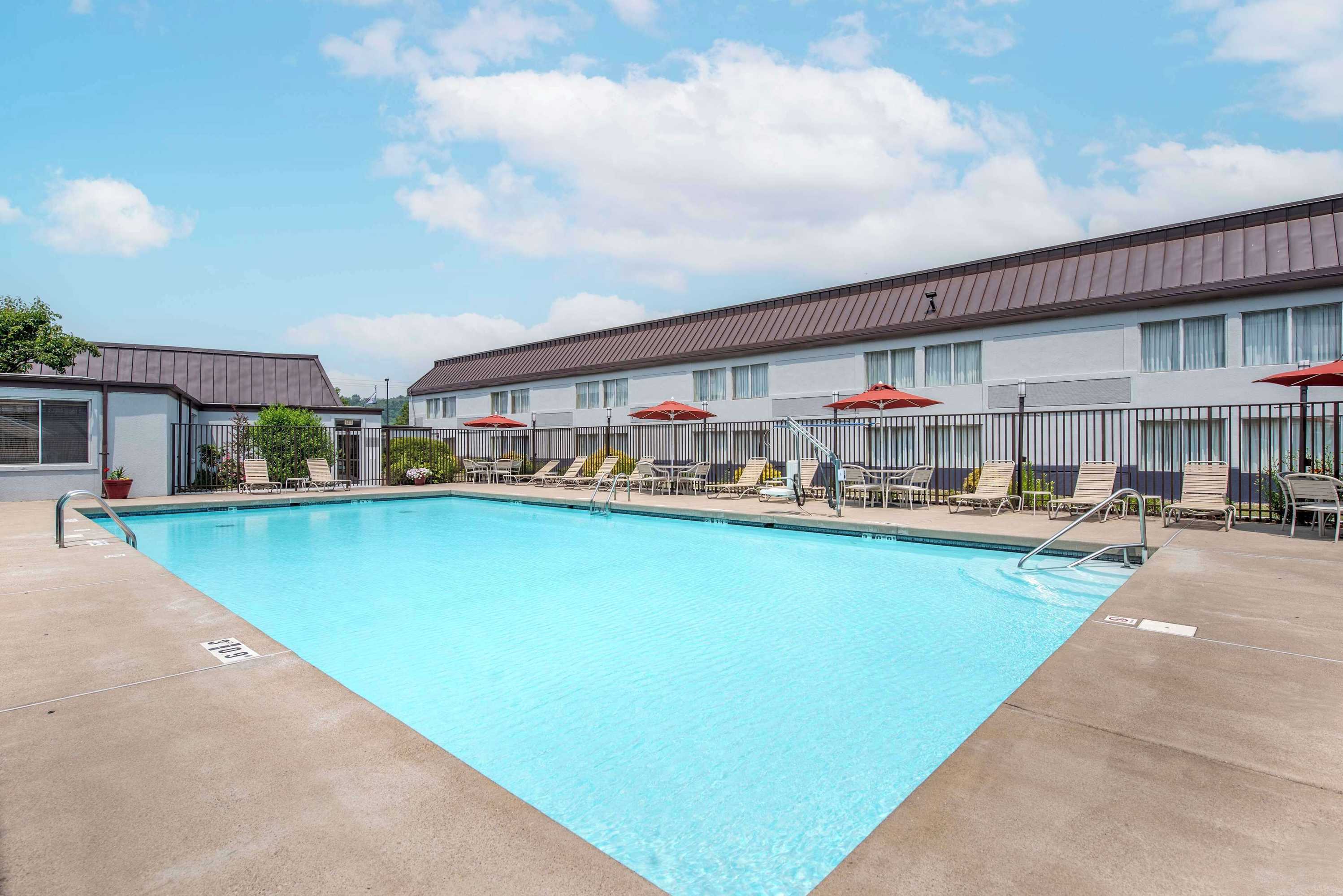 Gift card for Best Western Plus Bridgeport Inn Gift card for Best Western Plus Bridgeport Inn