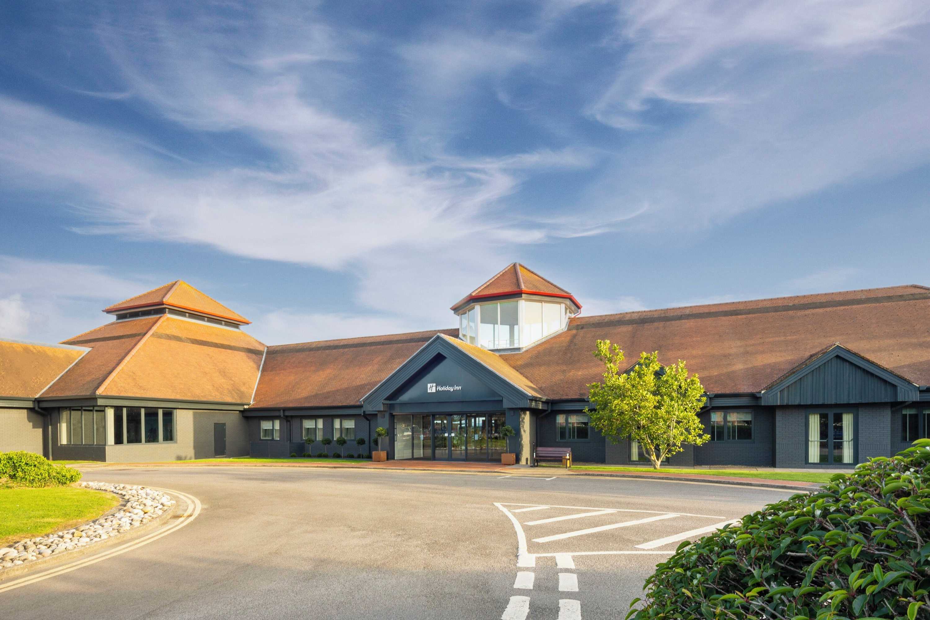 Gift card for Holiday Inn Aylesbury by Ihg Gift card for Holiday Inn Aylesbury by Ihg