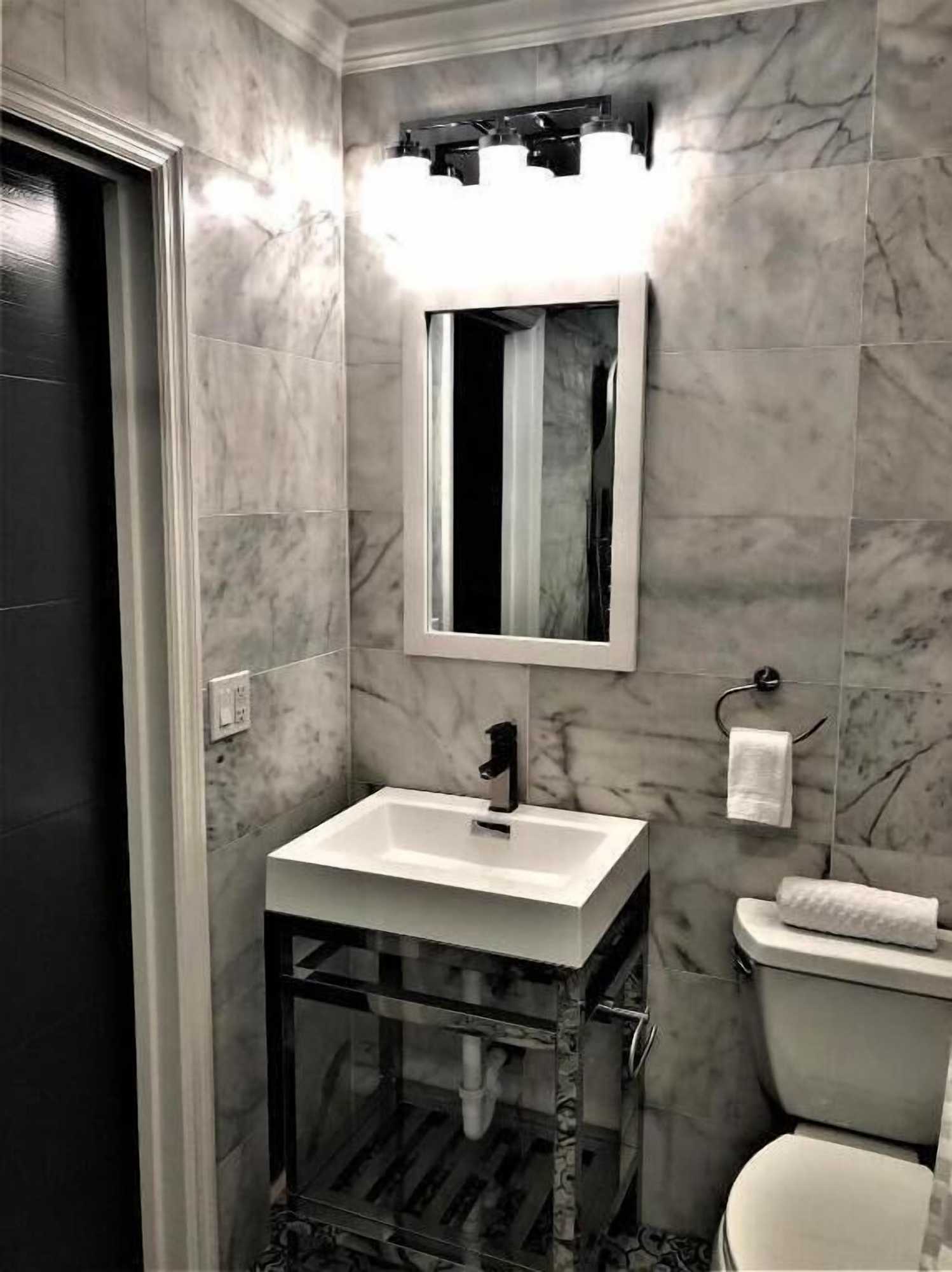 Gift card for The Crystal Manatee