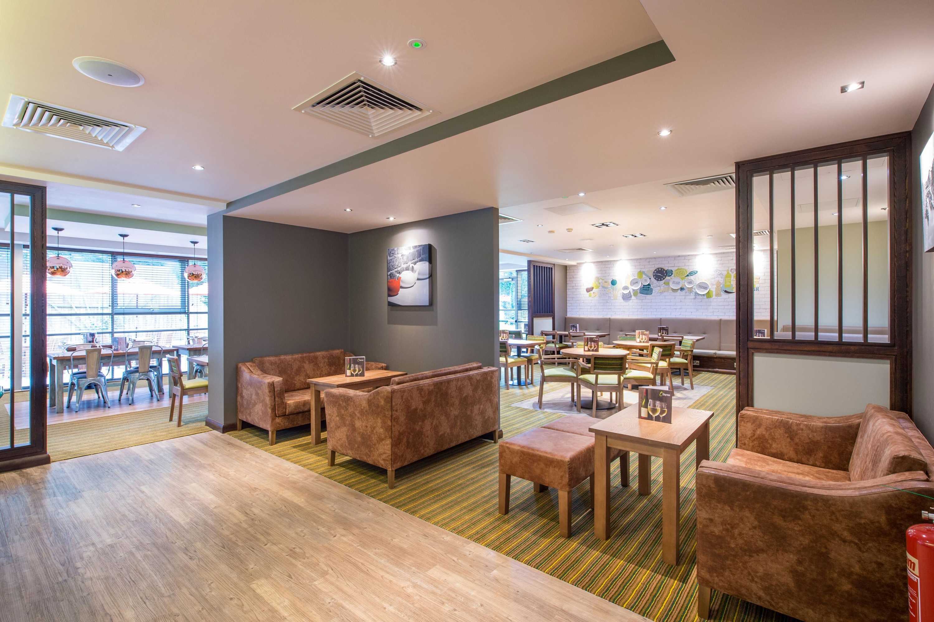 Gift card for Premier Inn Banbury (m40, J11) Gift card for Premier Inn Banbury (m40, J11)