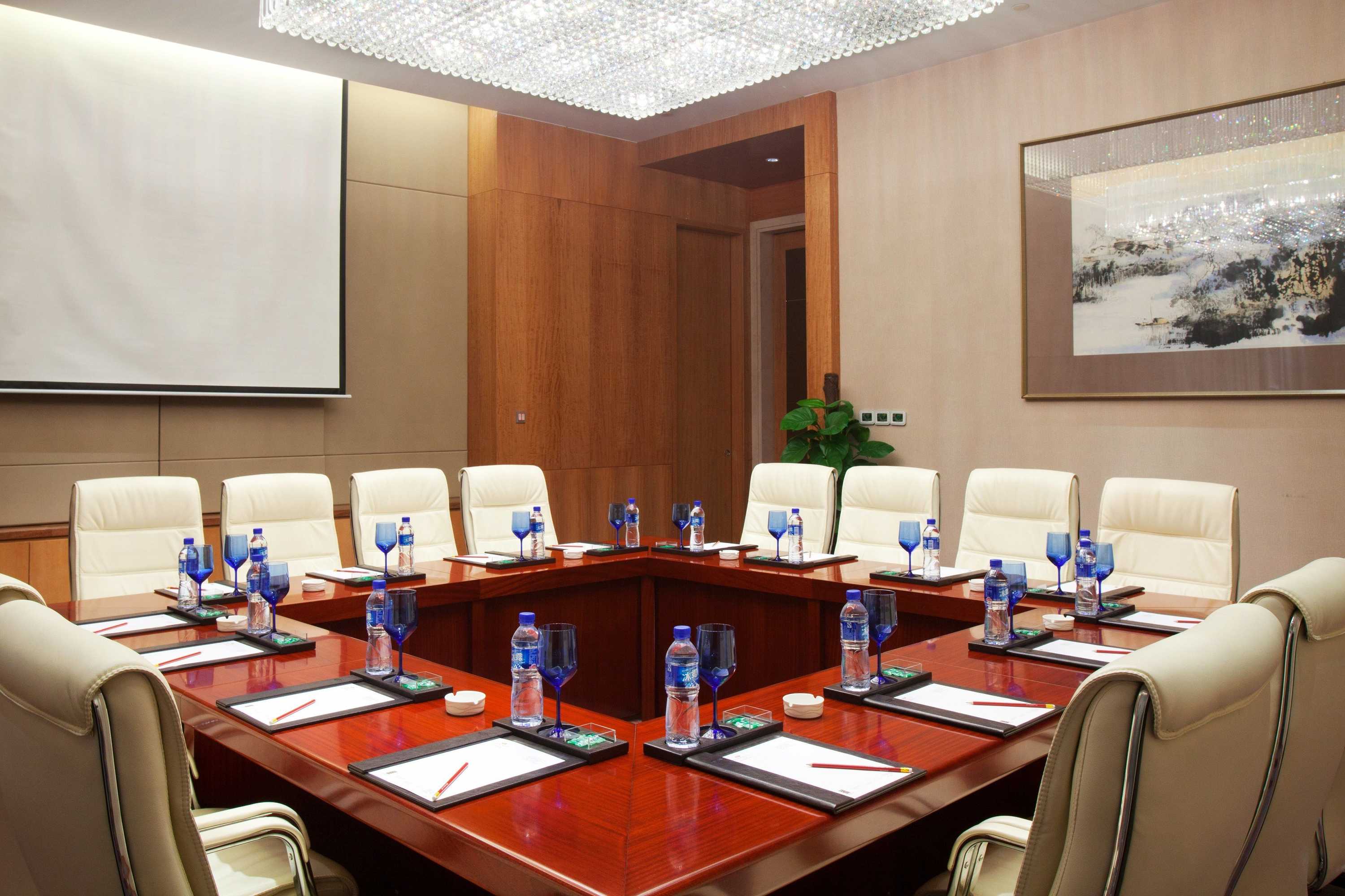 Gift card for Crowne Plaza Xiangyang by Ihg Gift card for Crowne Plaza Xiangyang by Ihg