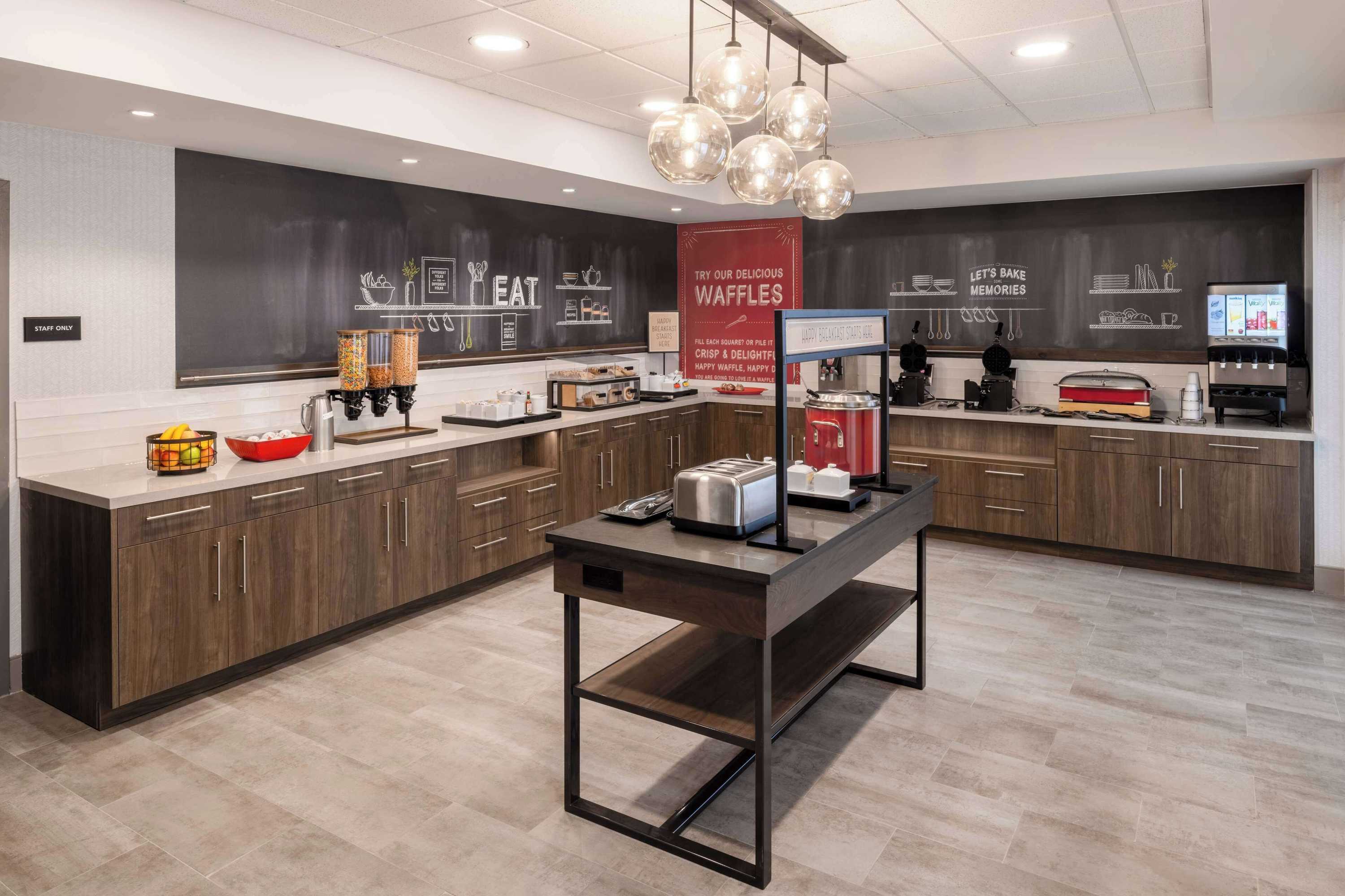 Gift card for Hampton Inn & Suites Salida