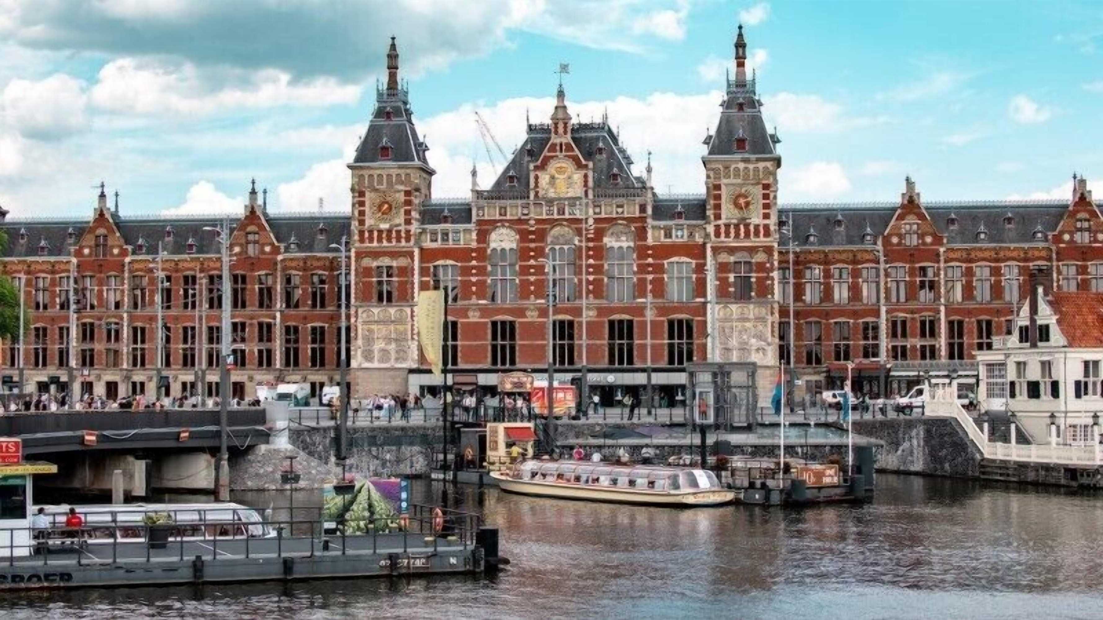 Gift card for Hotelux Amsterdam Airport Hotel Gift card for Hotelux Amsterdam Airport Hotel