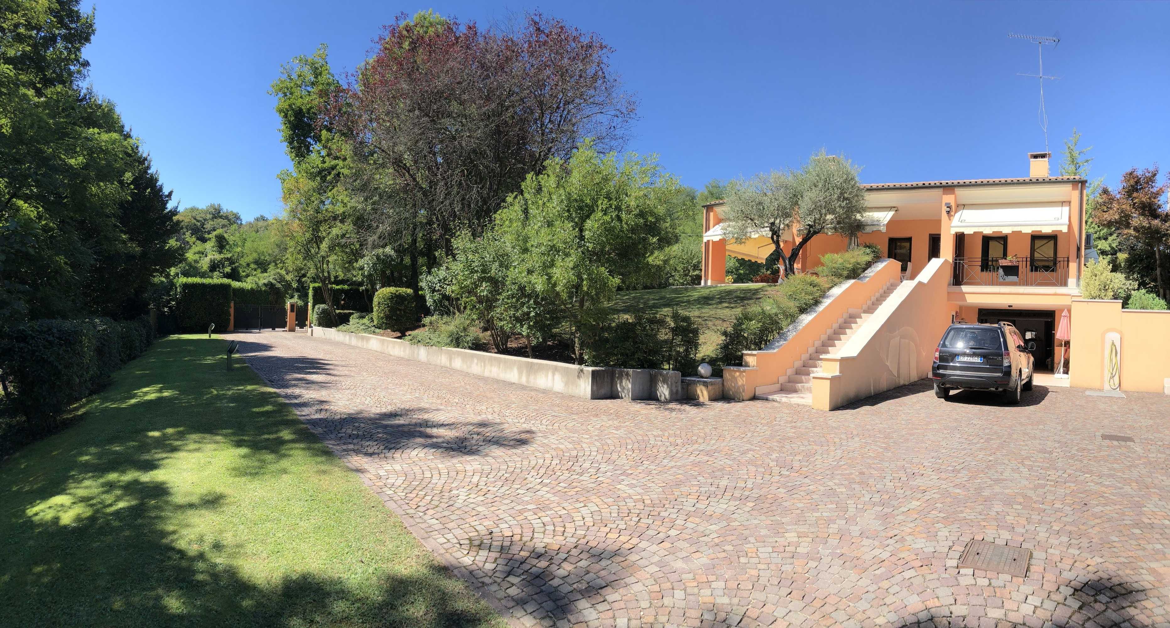 Gift card for Villa Fior di Robinia Gift card for Villa Fior di Robinia
