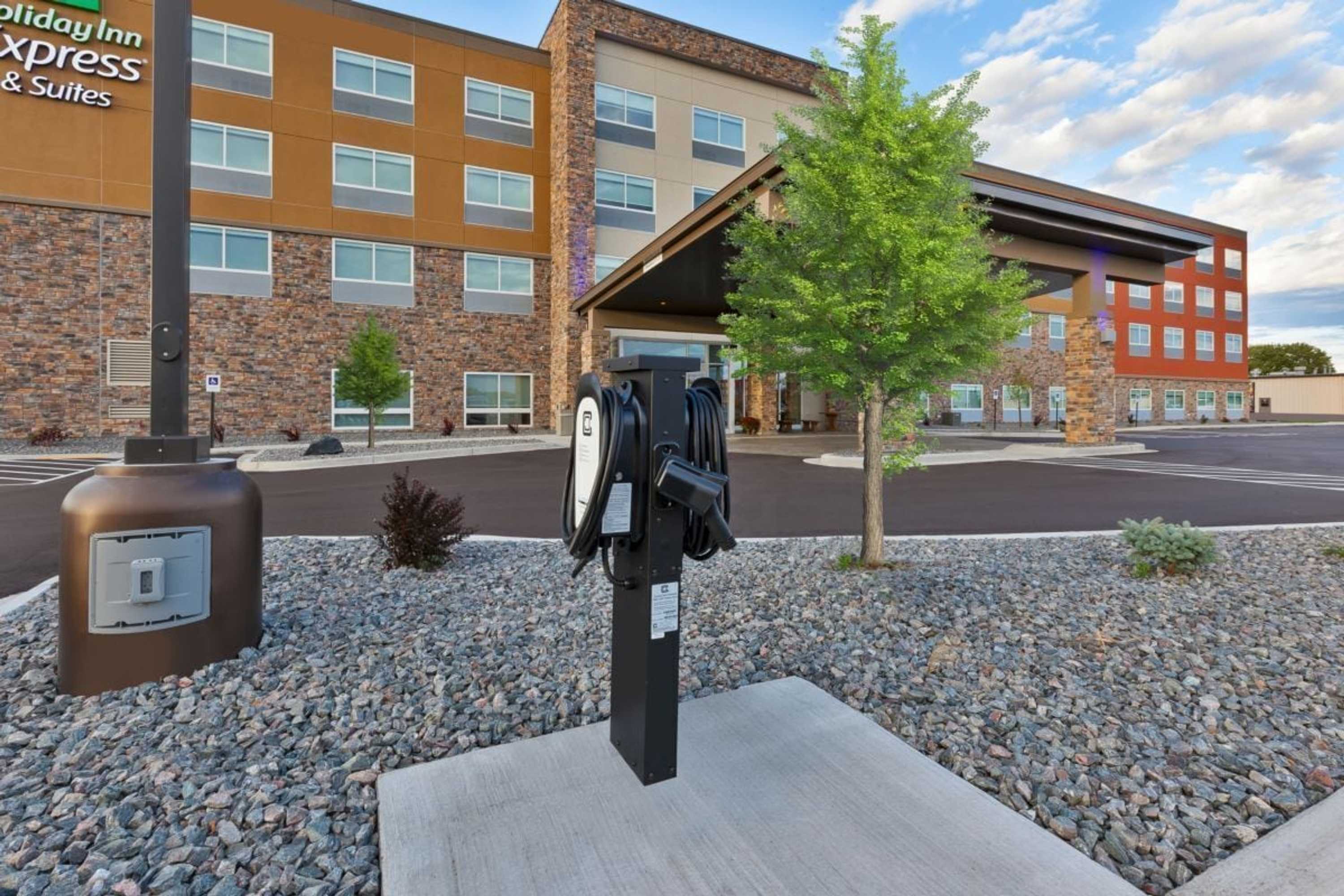Gift card for Holiday Inn Express And Suites Eau Claire West I-94 by Ihg Gift card for Holiday Inn Express And Suites Eau Claire West I-94 by Ihg