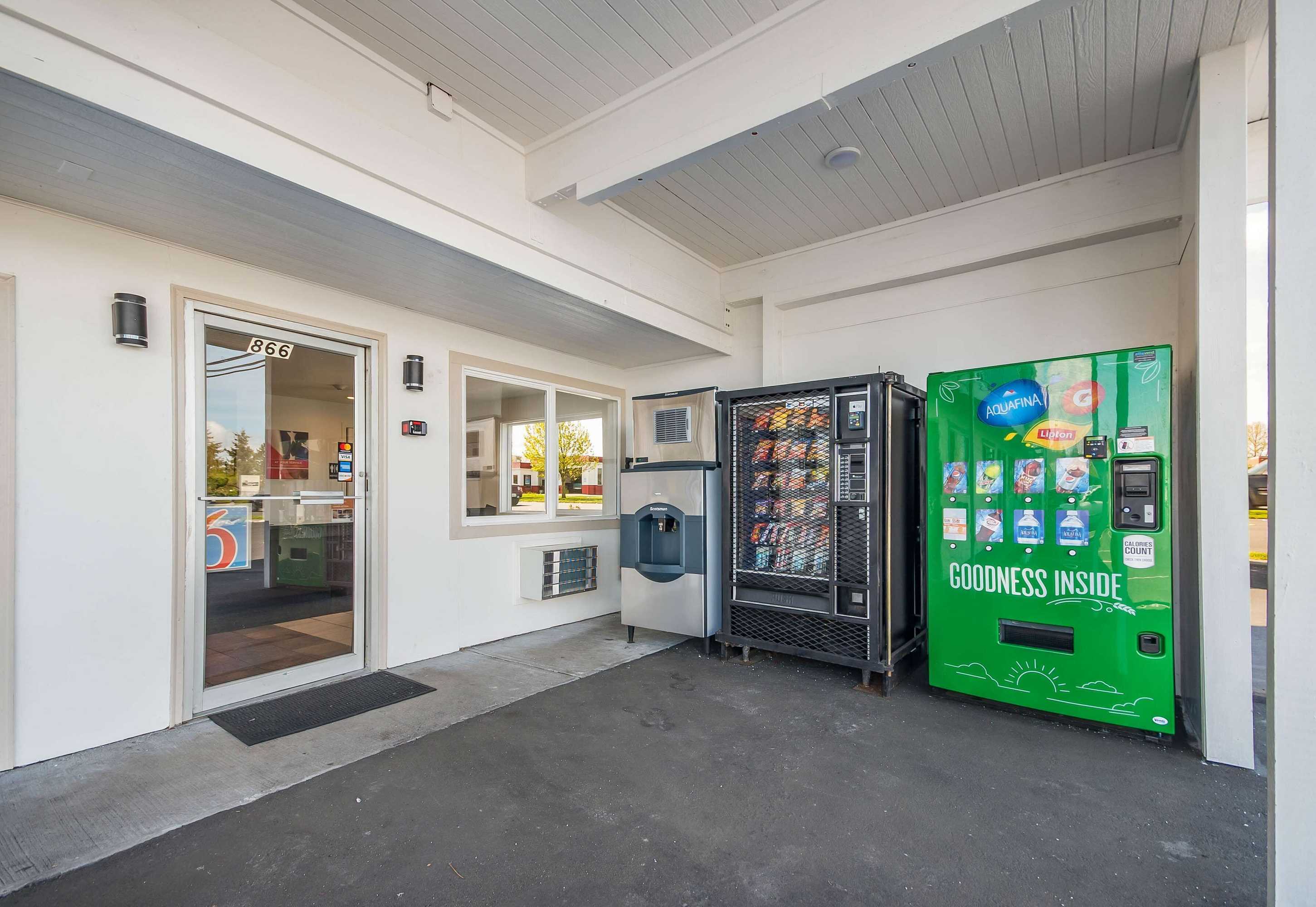 Gift card for Motel 6 Burlington, WA