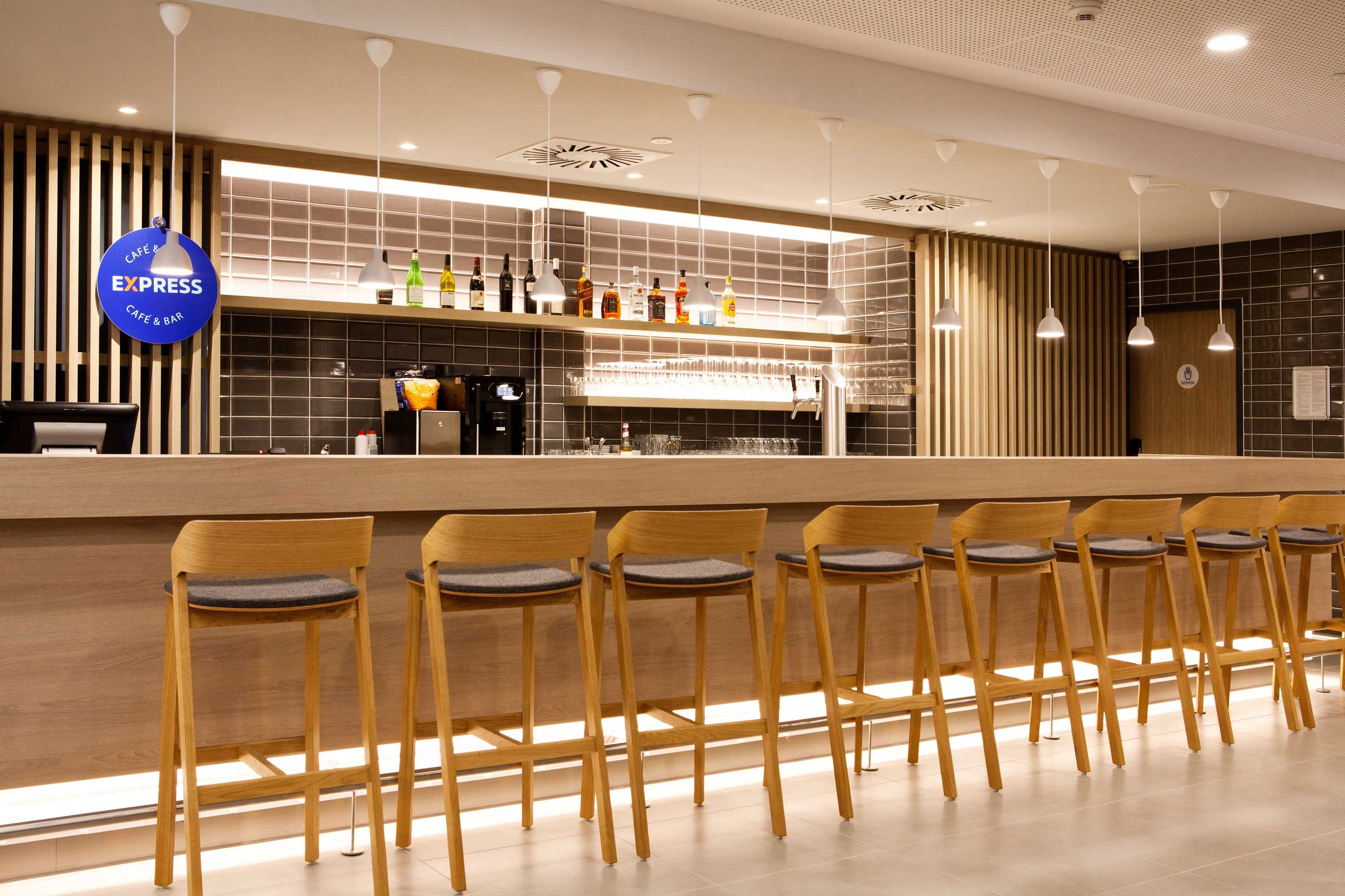 Gift card for Holiday Inn Express Ringsheim by Ihg Gift card for Holiday Inn Express Ringsheim by Ihg