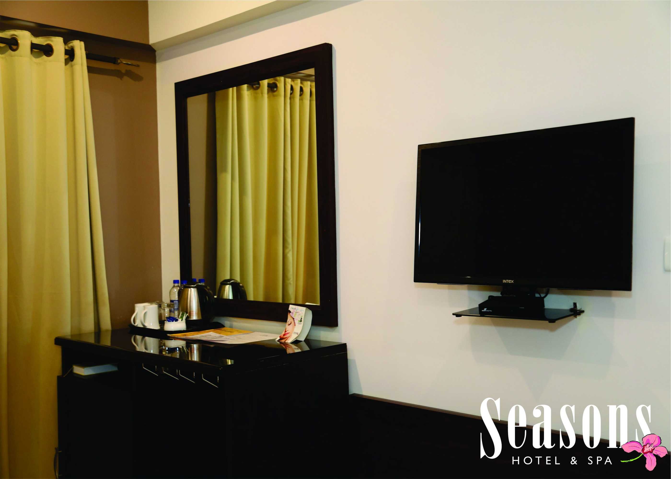 Gift card for Seasons Hotels & Resorts Gift card for Seasons Hotels & Resorts