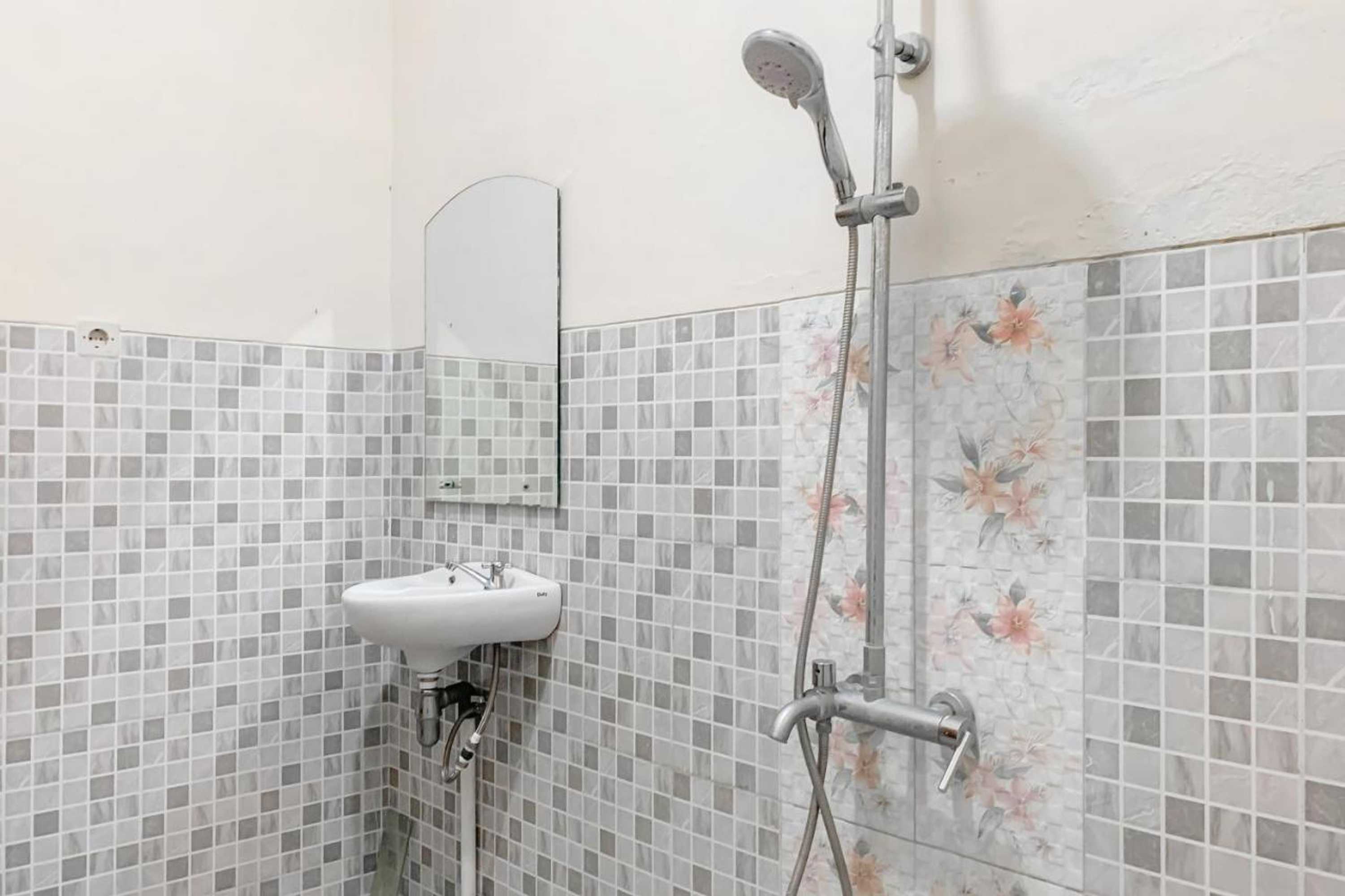 Gift card for Wisma Hikmah Syariah Majalengka Redpartner