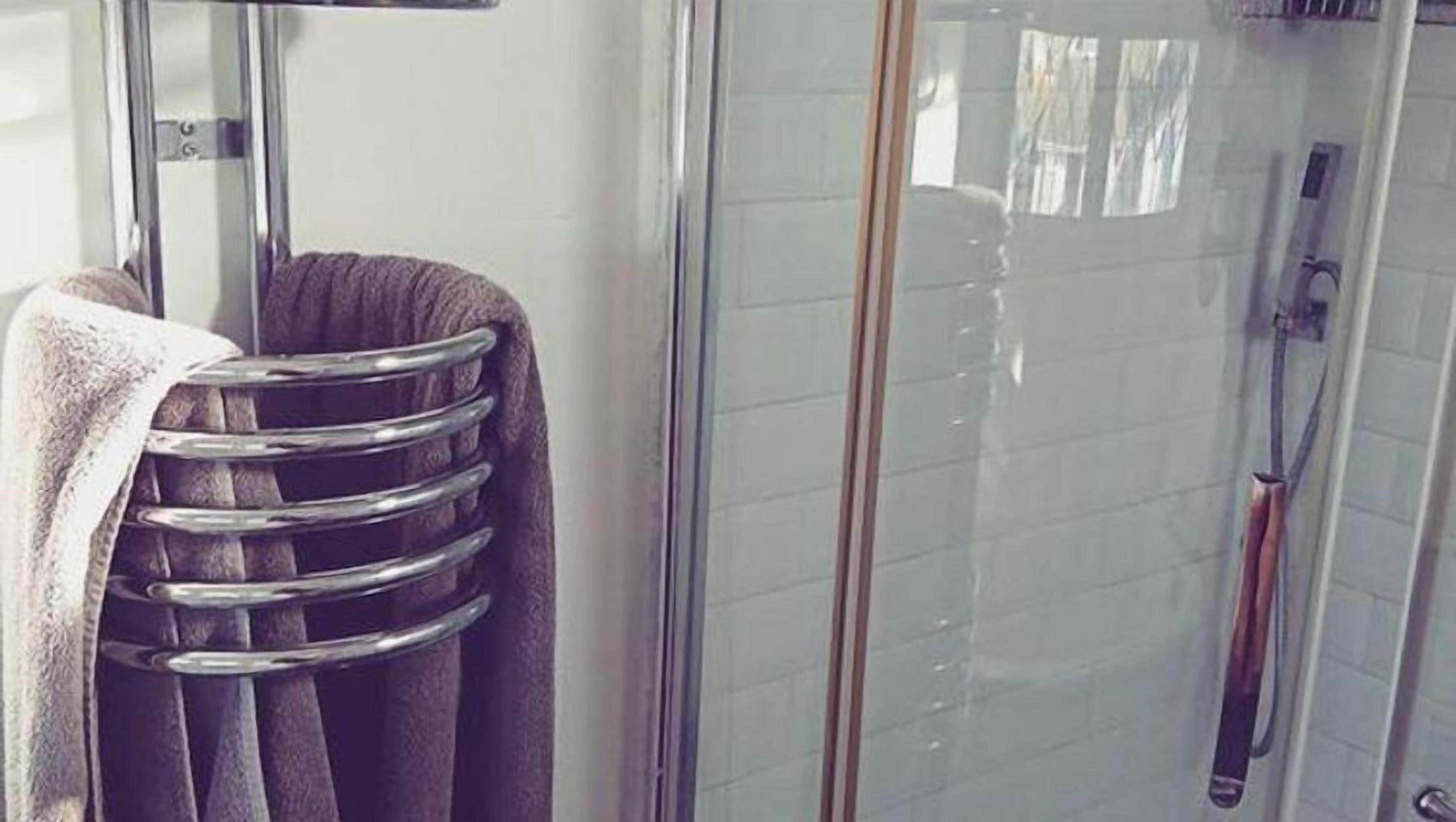 Gift card for John Wayne's Lodge by Sea