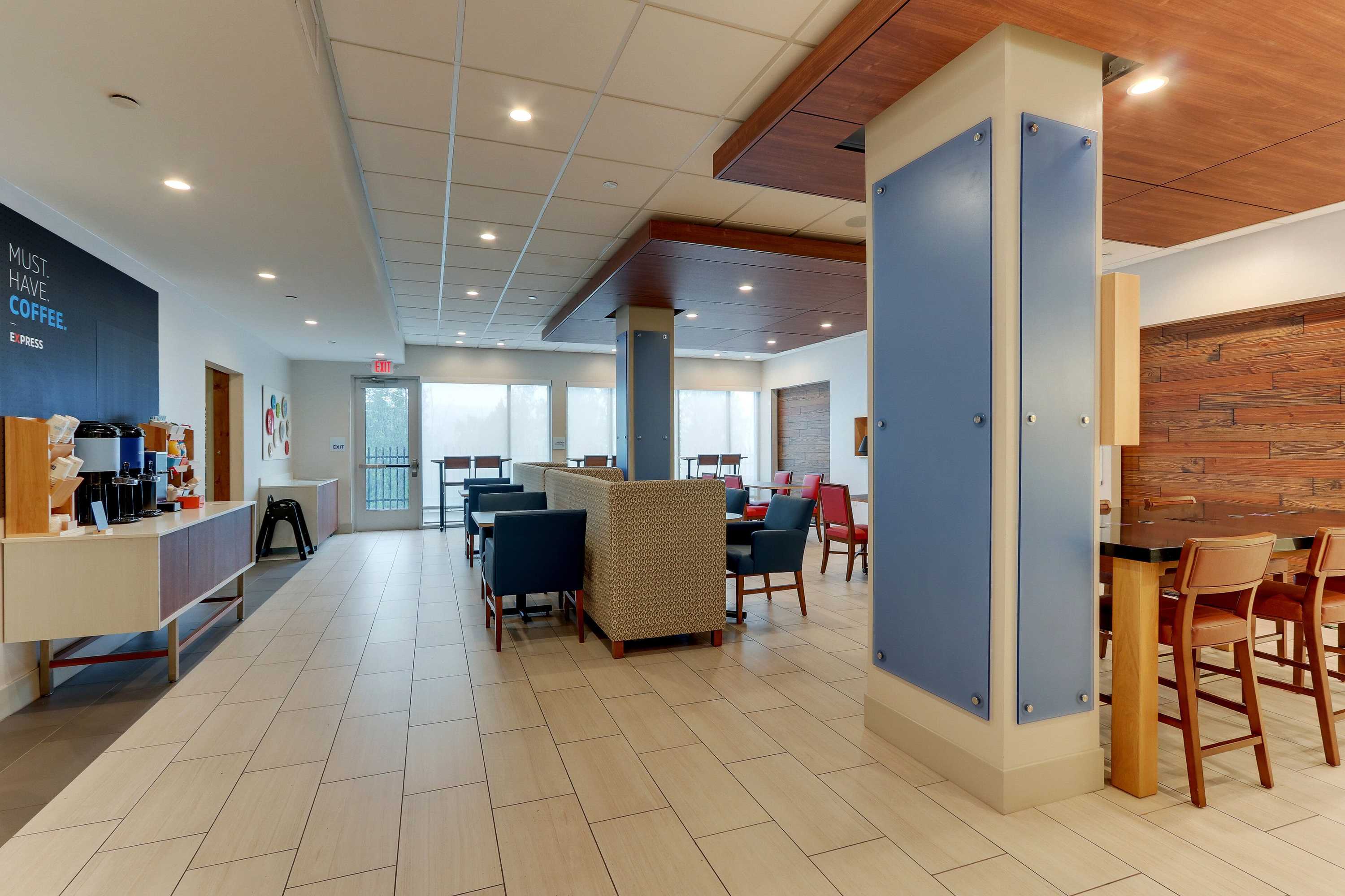 Gift card for Holiday Inn Express & Suites Saugerties - Hudson Valley by Ihg Gift card for Holiday Inn Express & Suites Saugerties - Hudson Valley by Ihg