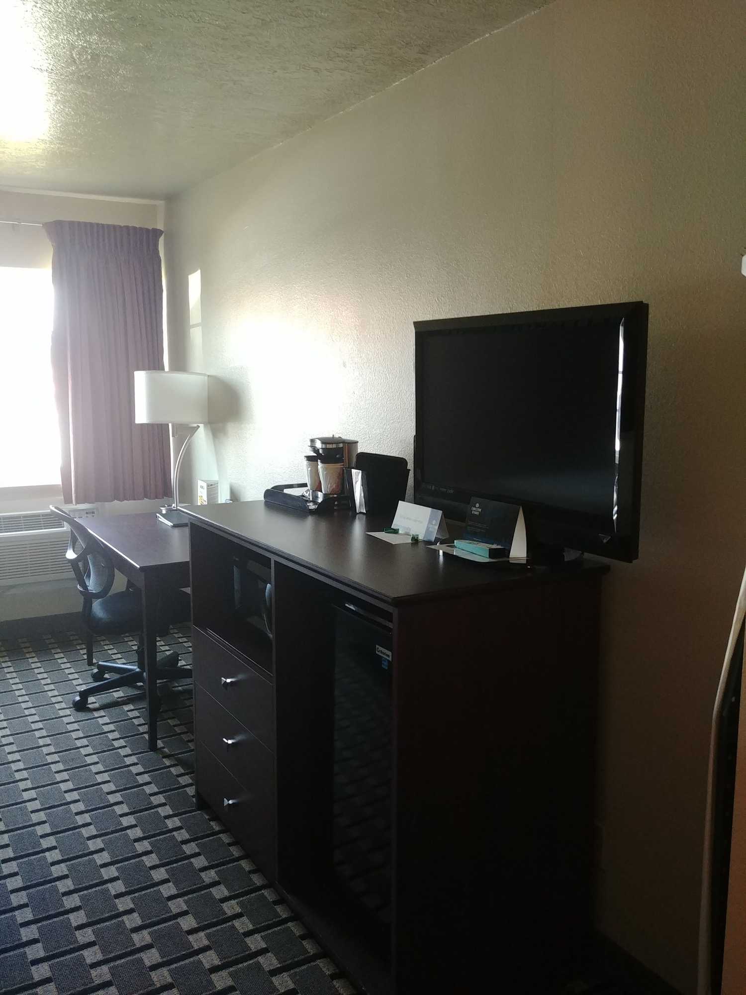 Gift card for Boarders Inn & Suites by Cobblestone Hotels – Broken Bow Gift card for Boarders Inn & Suites by Cobblestone Hotels – Broken Bow