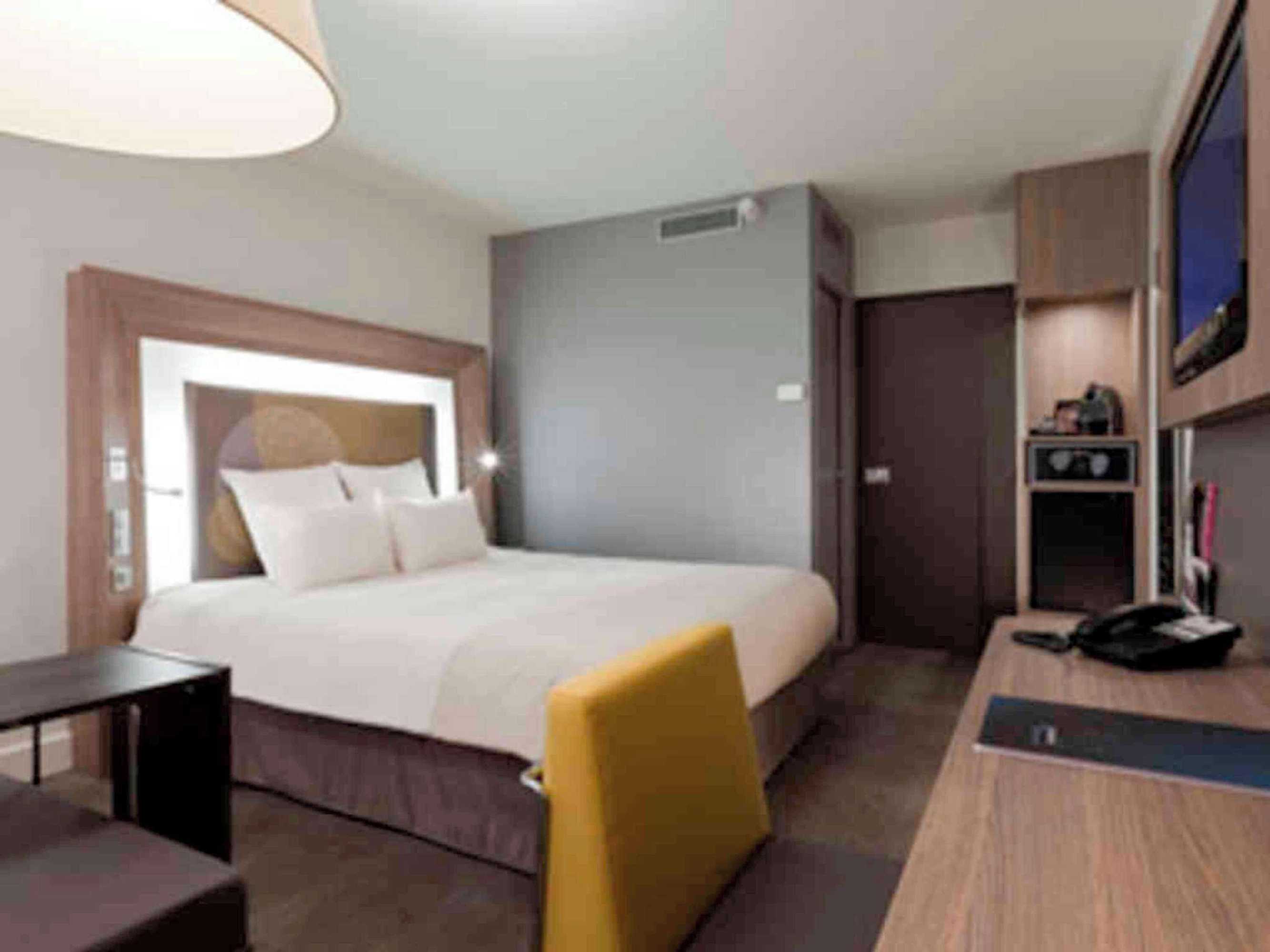 Gift card for Novotel Paris Pont De Sevres Gift card for Novotel Paris Pont De Sevres