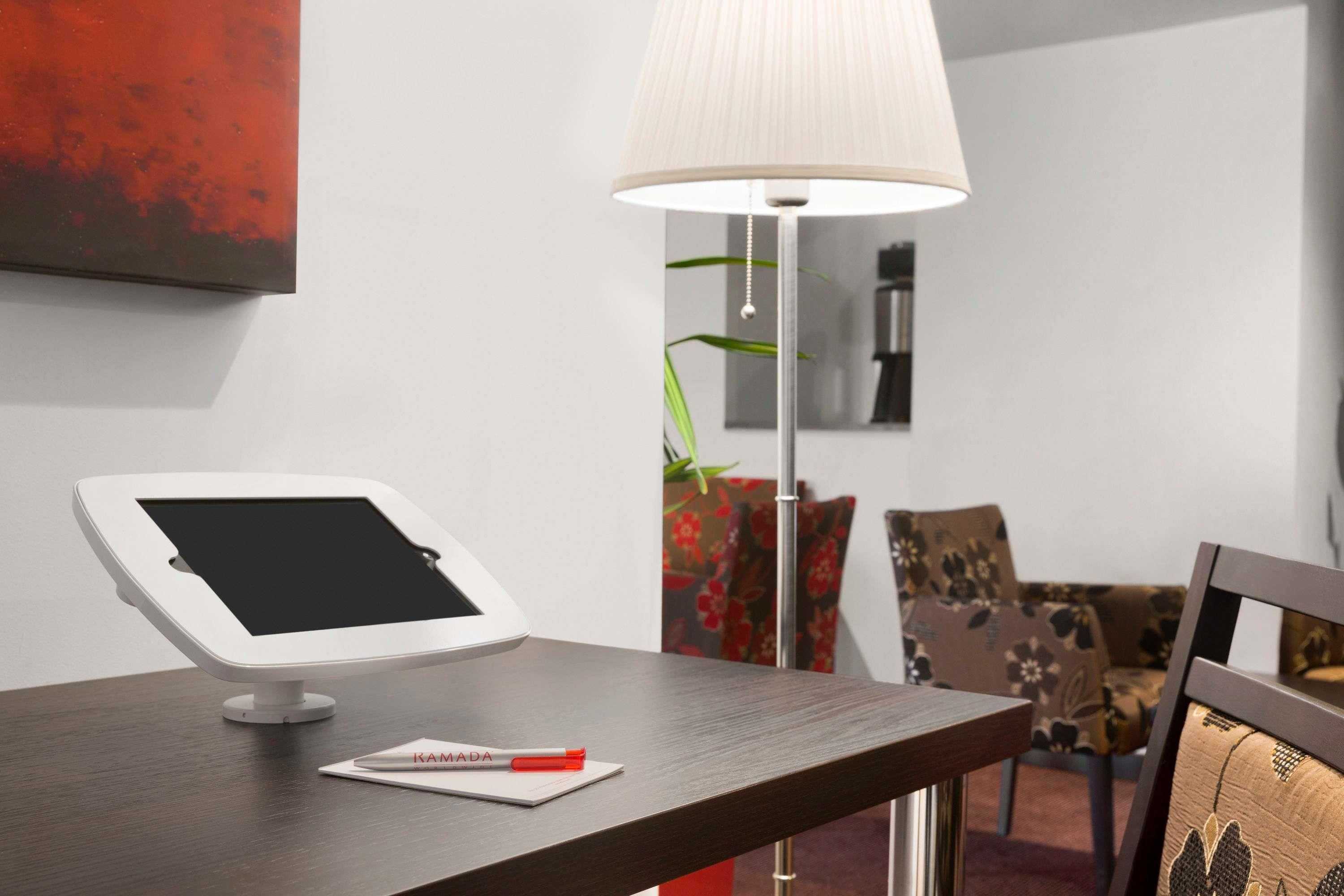 Gift card for Ramada by Wyndham Milton Keynes Gift card for Ramada by Wyndham Milton Keynes
