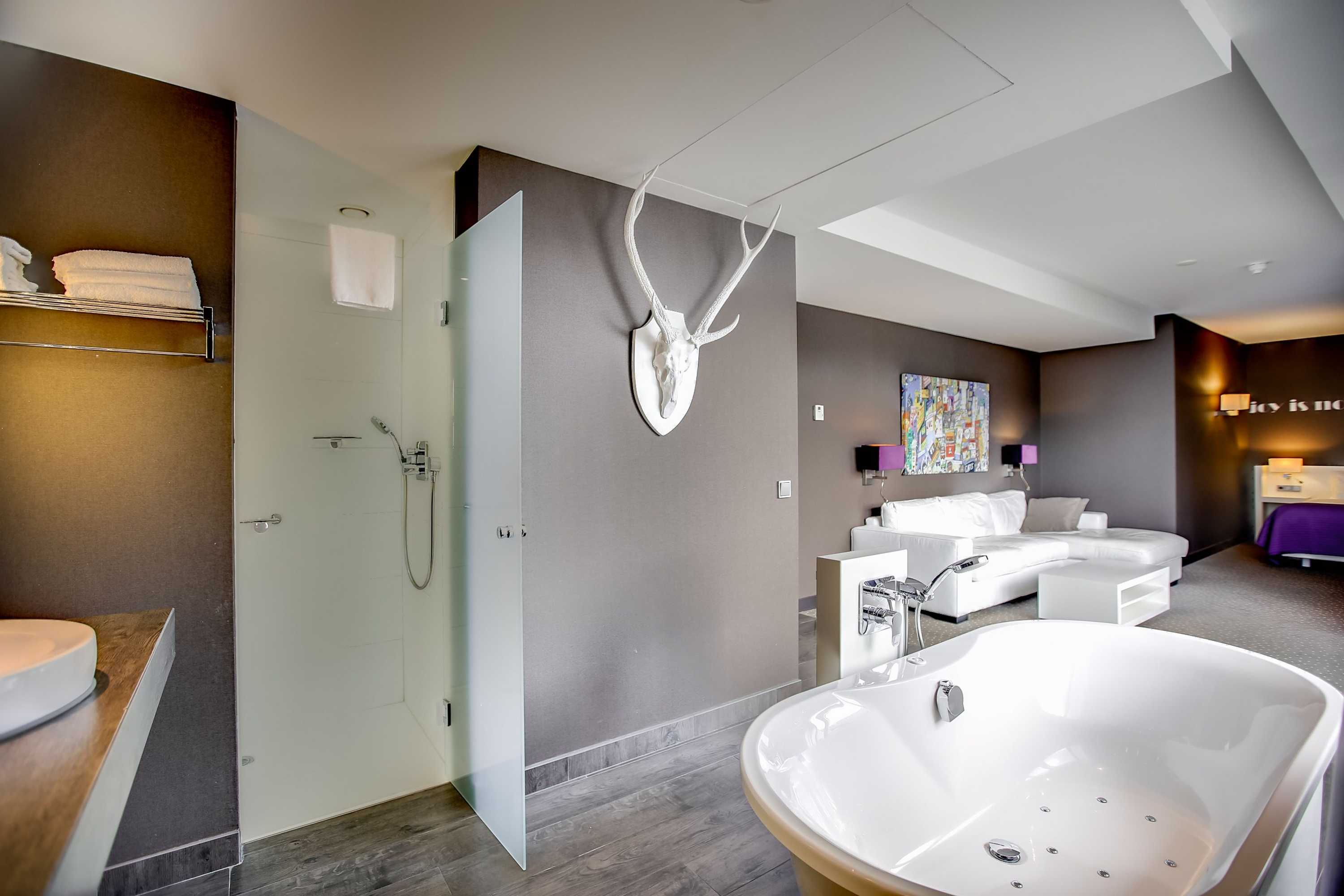 Gift card for Van Der Valk Hotel Apeldoorn - De Cantharel Gift card for Van Der Valk Hotel Apeldoorn - De Cantharel