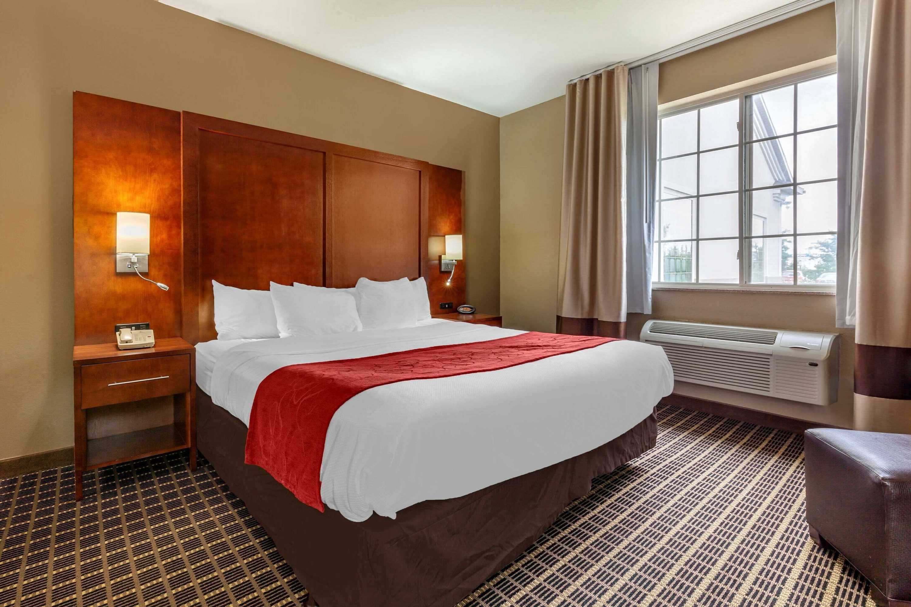 Gift card for Comfort Suites Delavan - Lake Geneva Area Gift card for Comfort Suites Delavan - Lake Geneva Area
