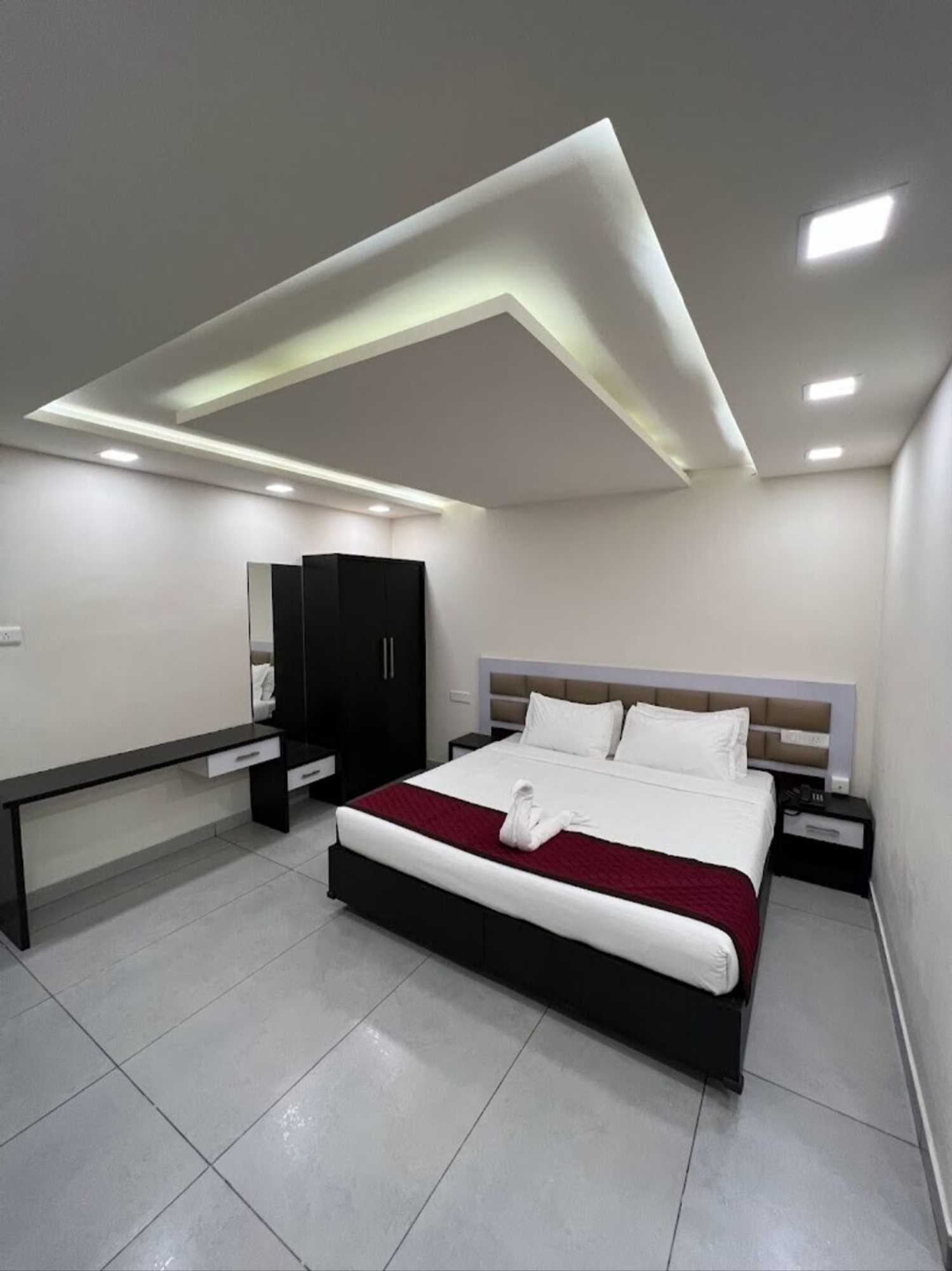 Gift card for Clarks Inn Express Sirkazhi Gift card for Clarks Inn Express Sirkazhi