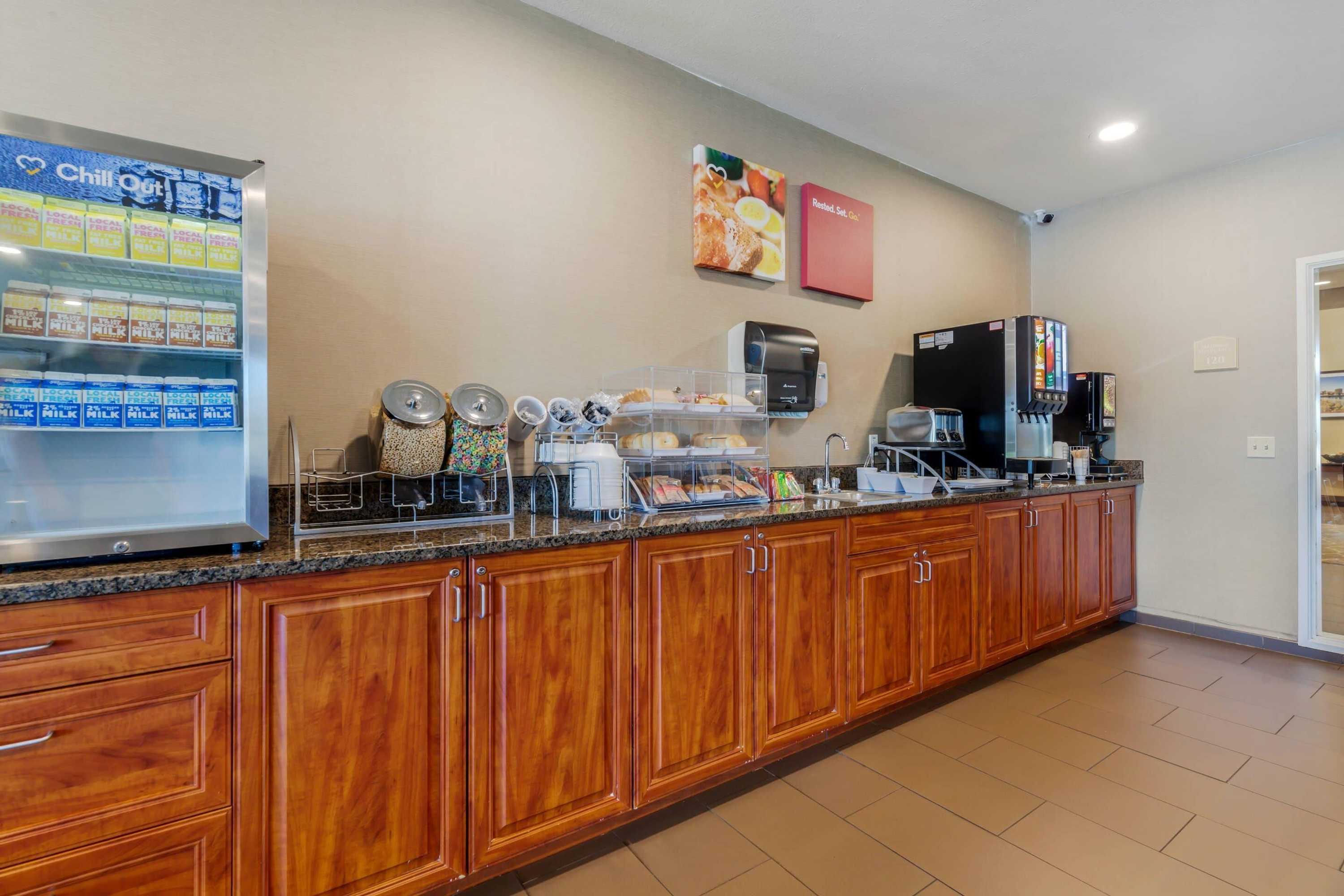 Gift card for Comfort Suites Johnson Creek Conference Center