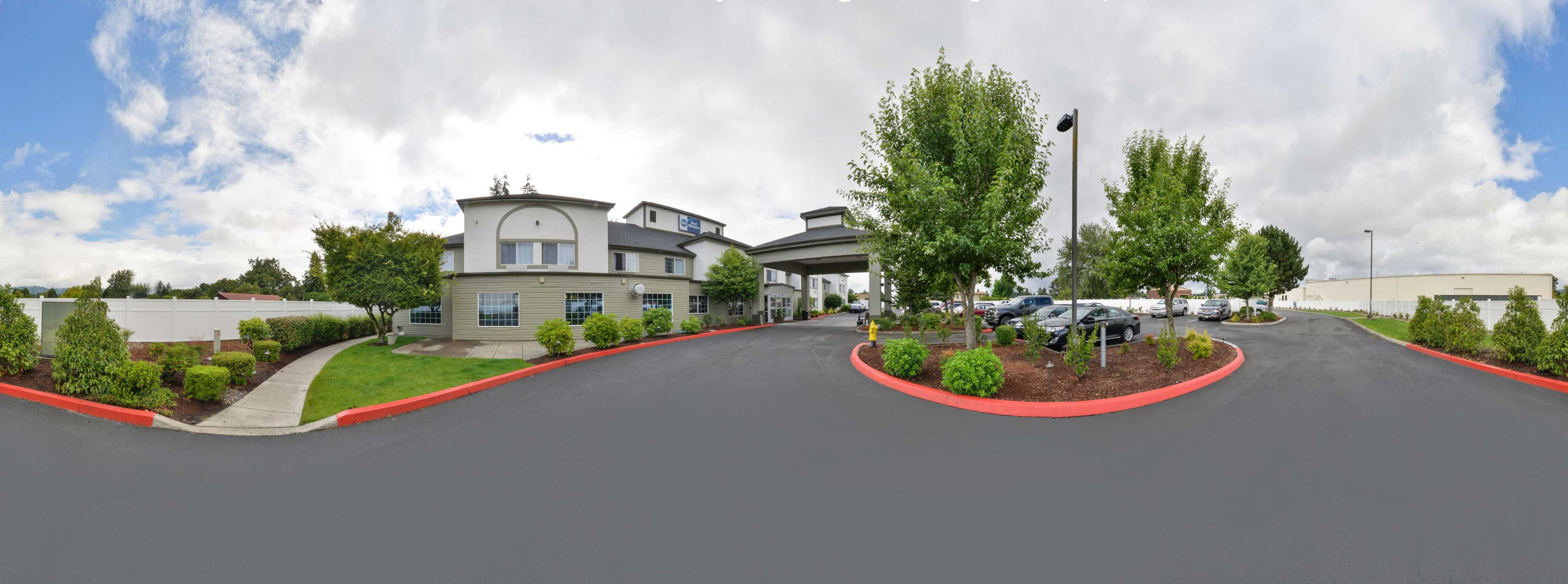 Gift card for Best Western Woodland Inn Gift card for Best Western Woodland Inn