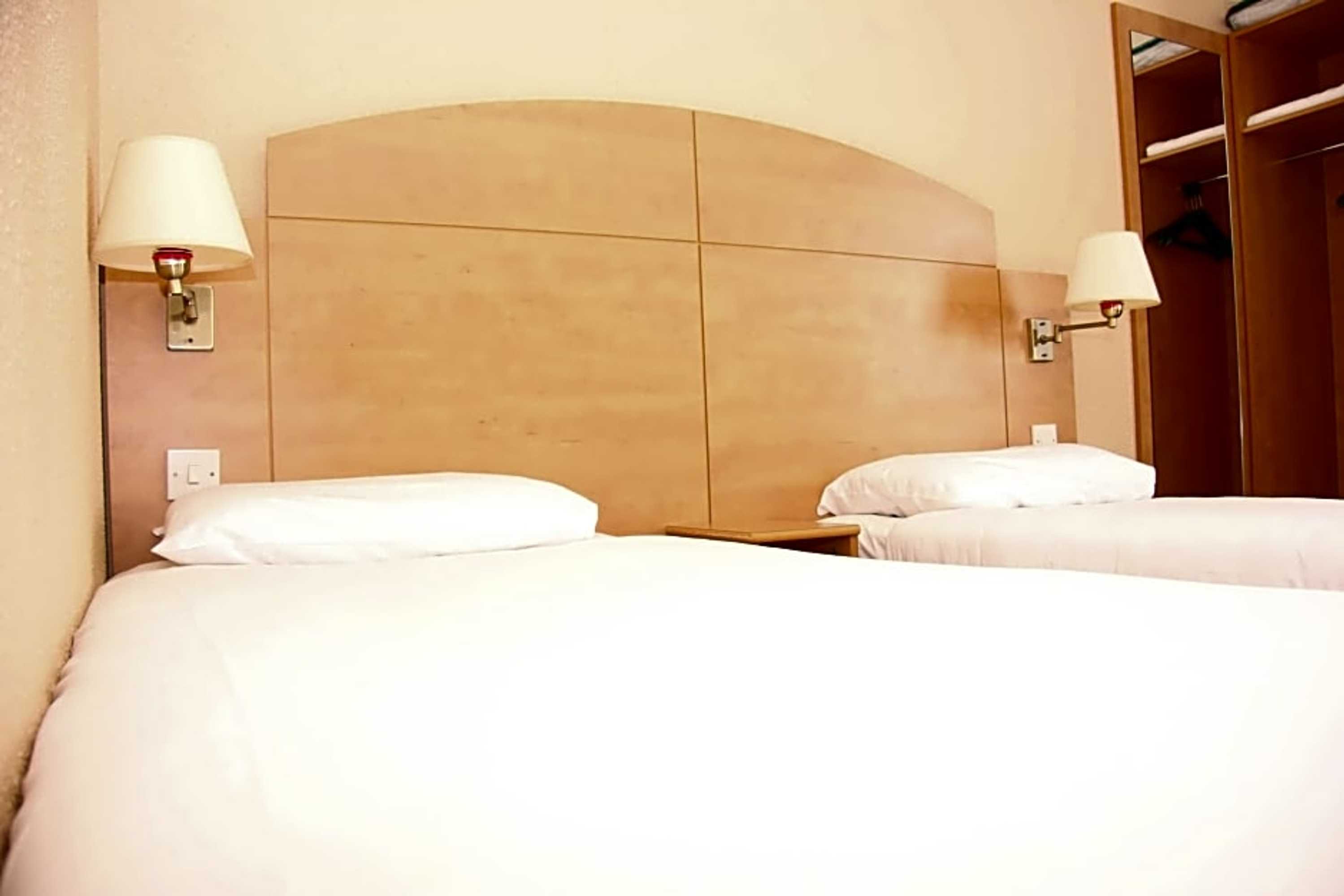 Gift card for Campanile Hotel- Milton Keynes Gift card for Campanile Hotel- Milton Keynes
